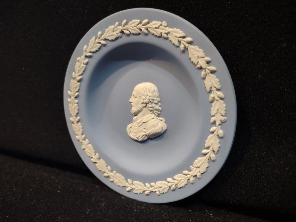 Vintage Wedgwood Jasperware Blue Portrait Medallion Trinket Dish England [6199]