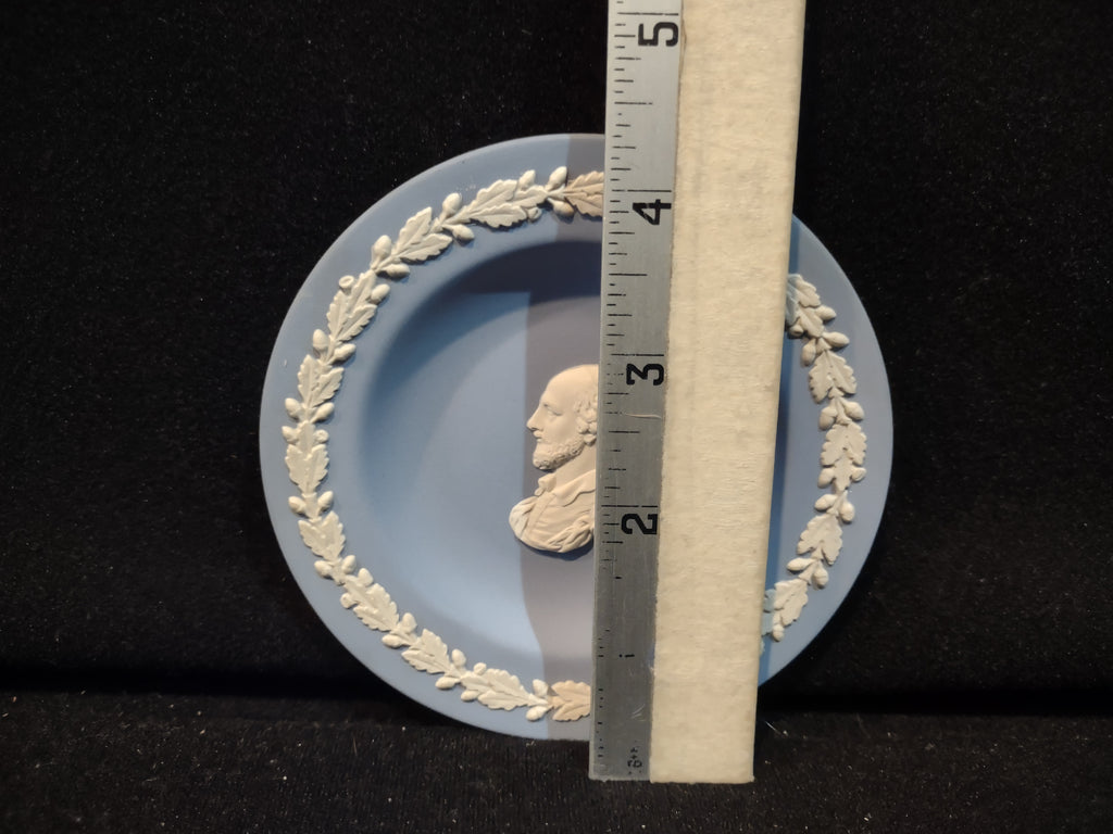 Vintage Wedgwood Jasperware Blue Portrait Medallion Trinket Dish England [6199]