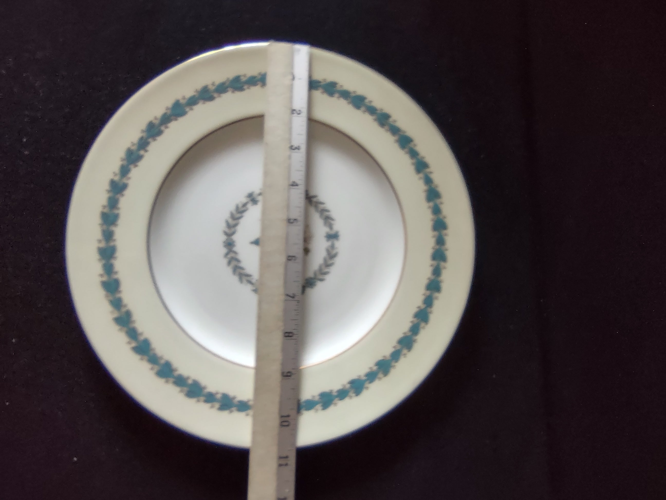 Vintage Wedgwood Appledore 11" Dinner Plate Bone China England [6205]