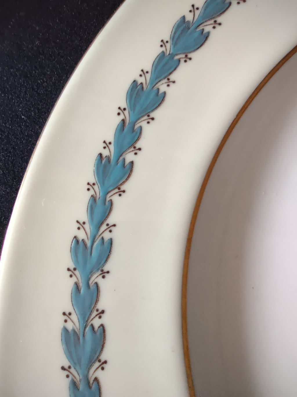 Vintage Wedgwood Appledore 11" Dinner Plate Bone China England [6205]