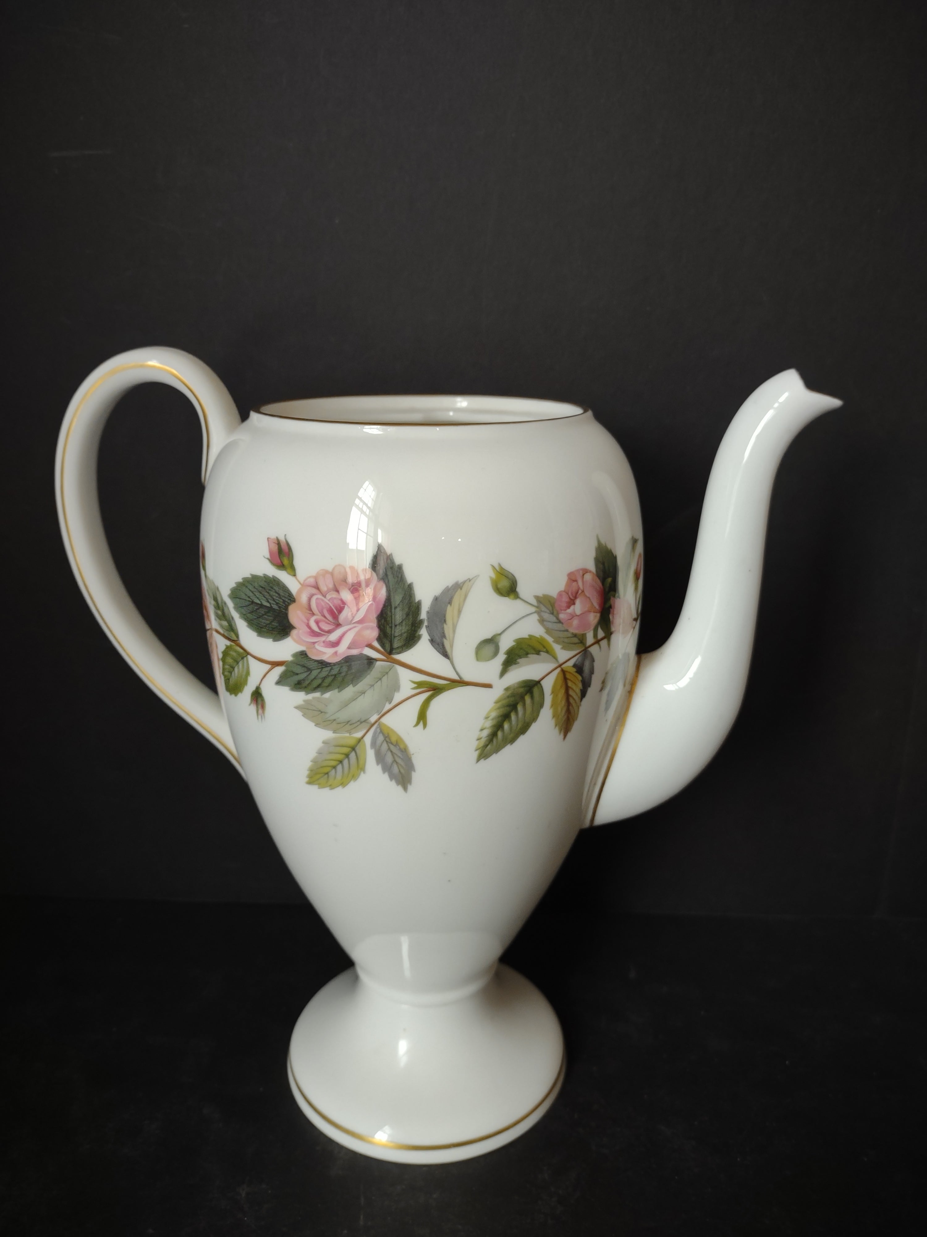 Vintage Wedgwood Hathaway Rose Coffee Pot No Lid Footed England [6215]