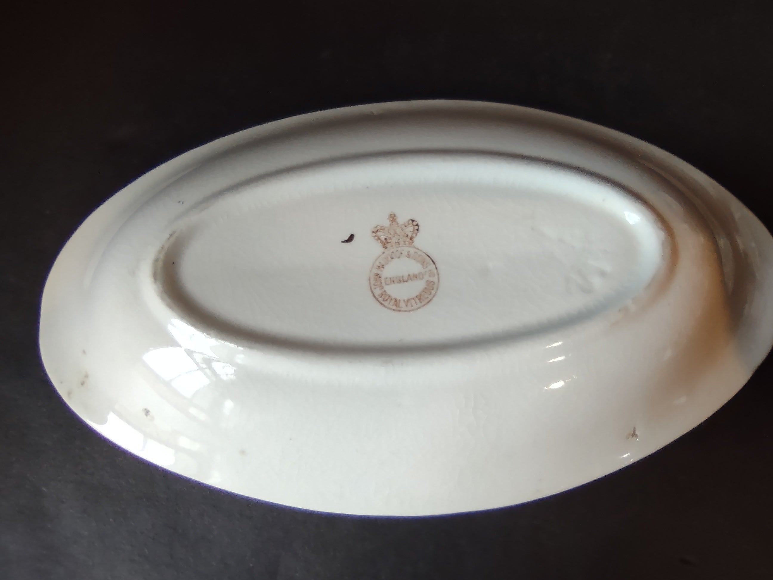 Vintage John Maddock & Sons Royal Vitreous Oval Serving Dish England Crazing [6219]