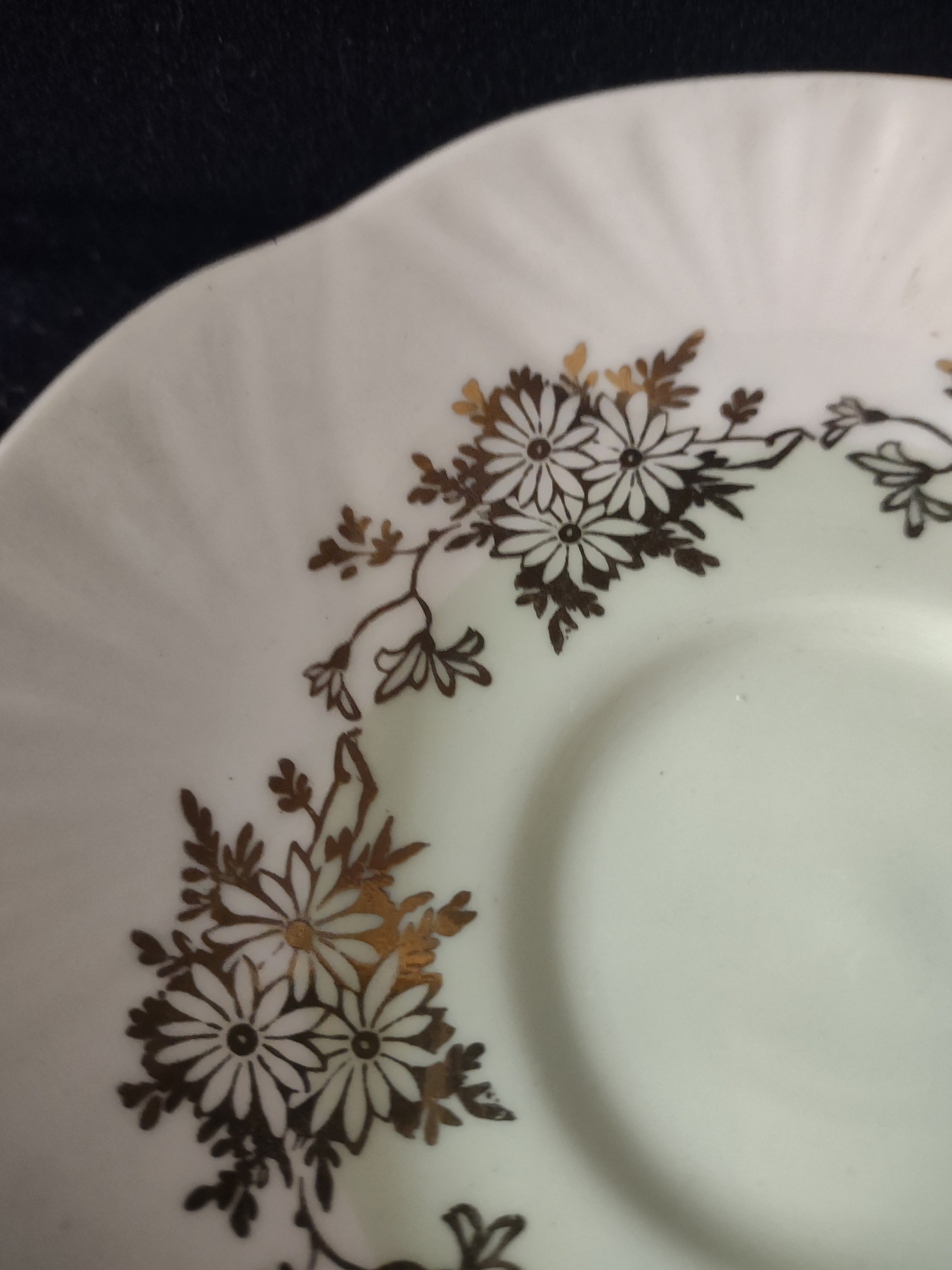 Vintage Staffordshire Cup Saucer Bone China Green Gold Daisy England Pair [6221]