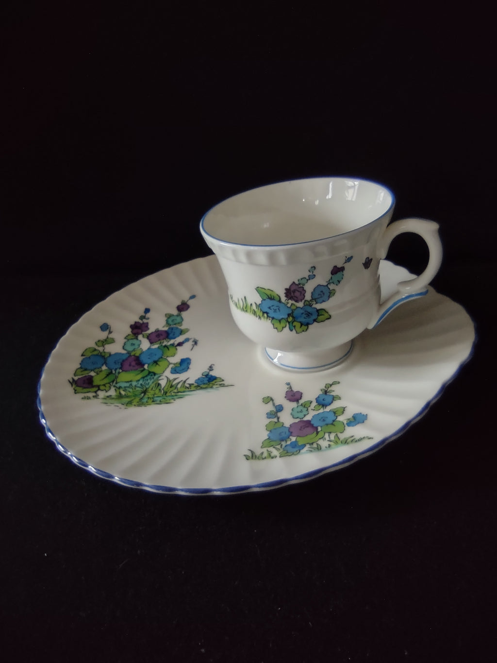 Vintage Staffordshire Gainsborough Snack Plate Cup Bone China England [6222]