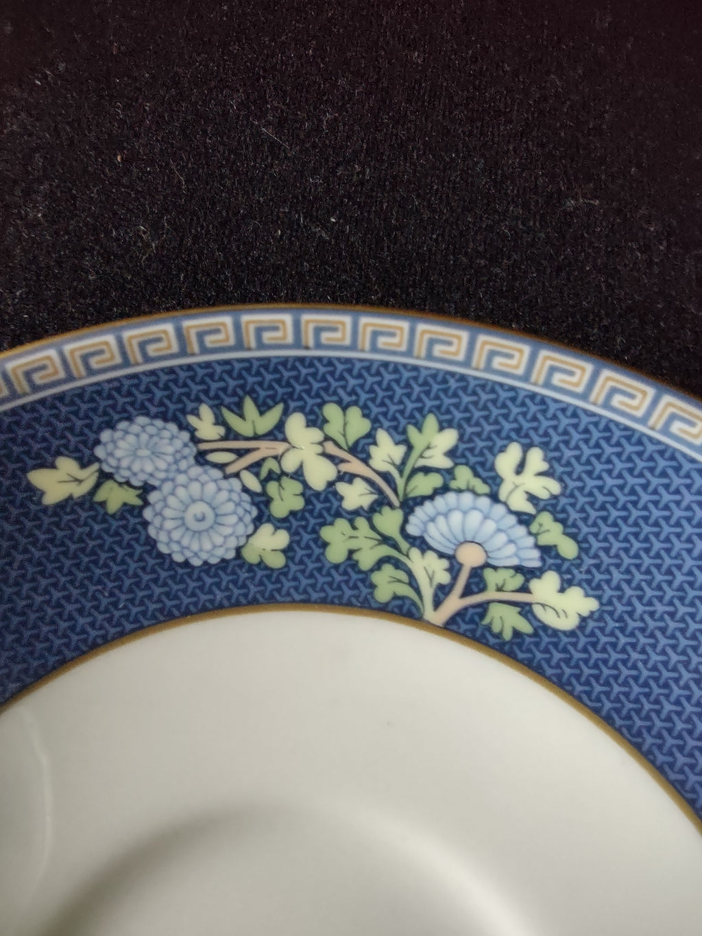 Vintage Wedgwood Blue Siam Floral Saucer Bone China Gold Trim England [6228]