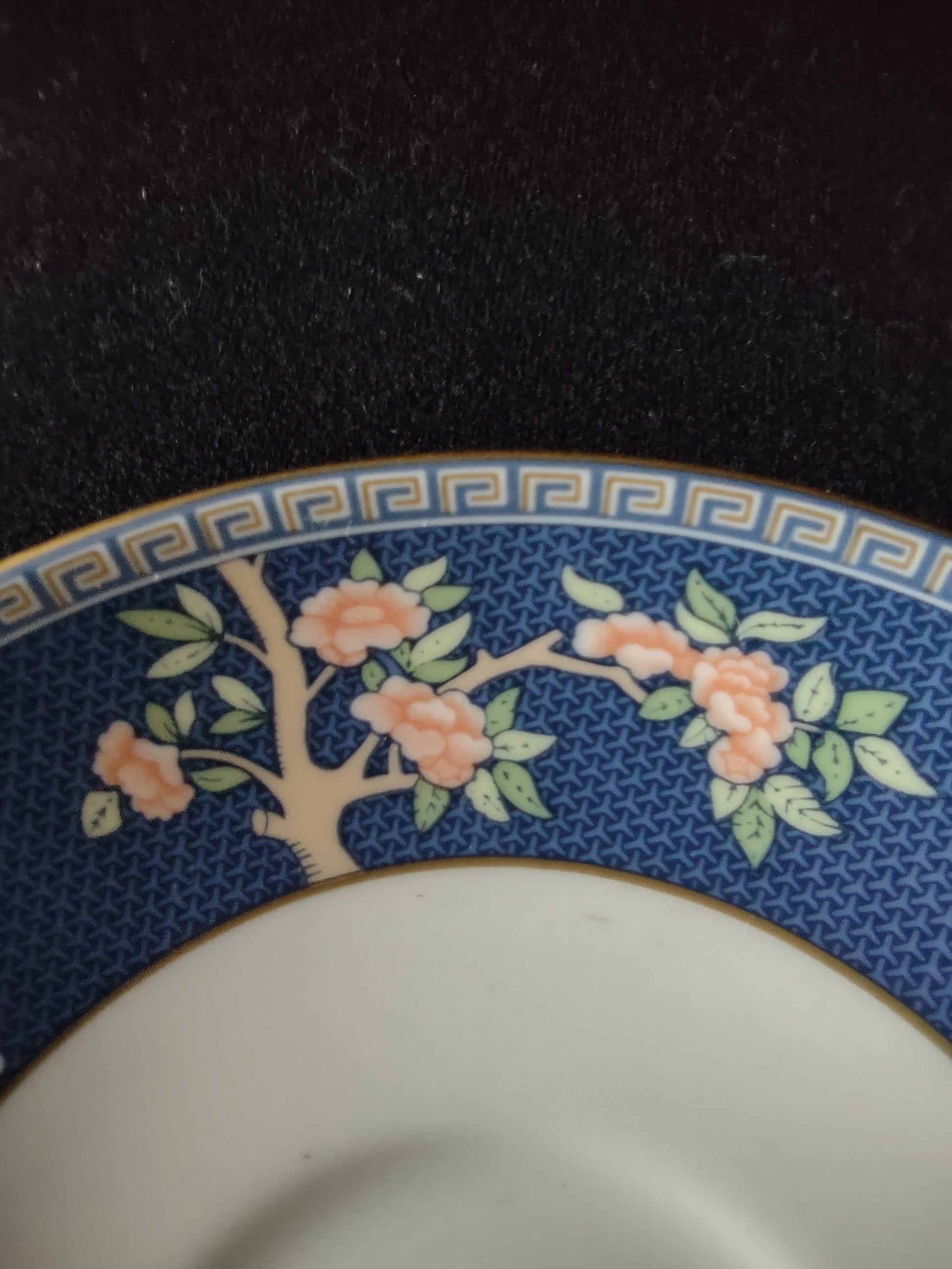 Vintage Wedgwood Blue Siam Floral Saucer Bone China Gold Trim England [6228]
