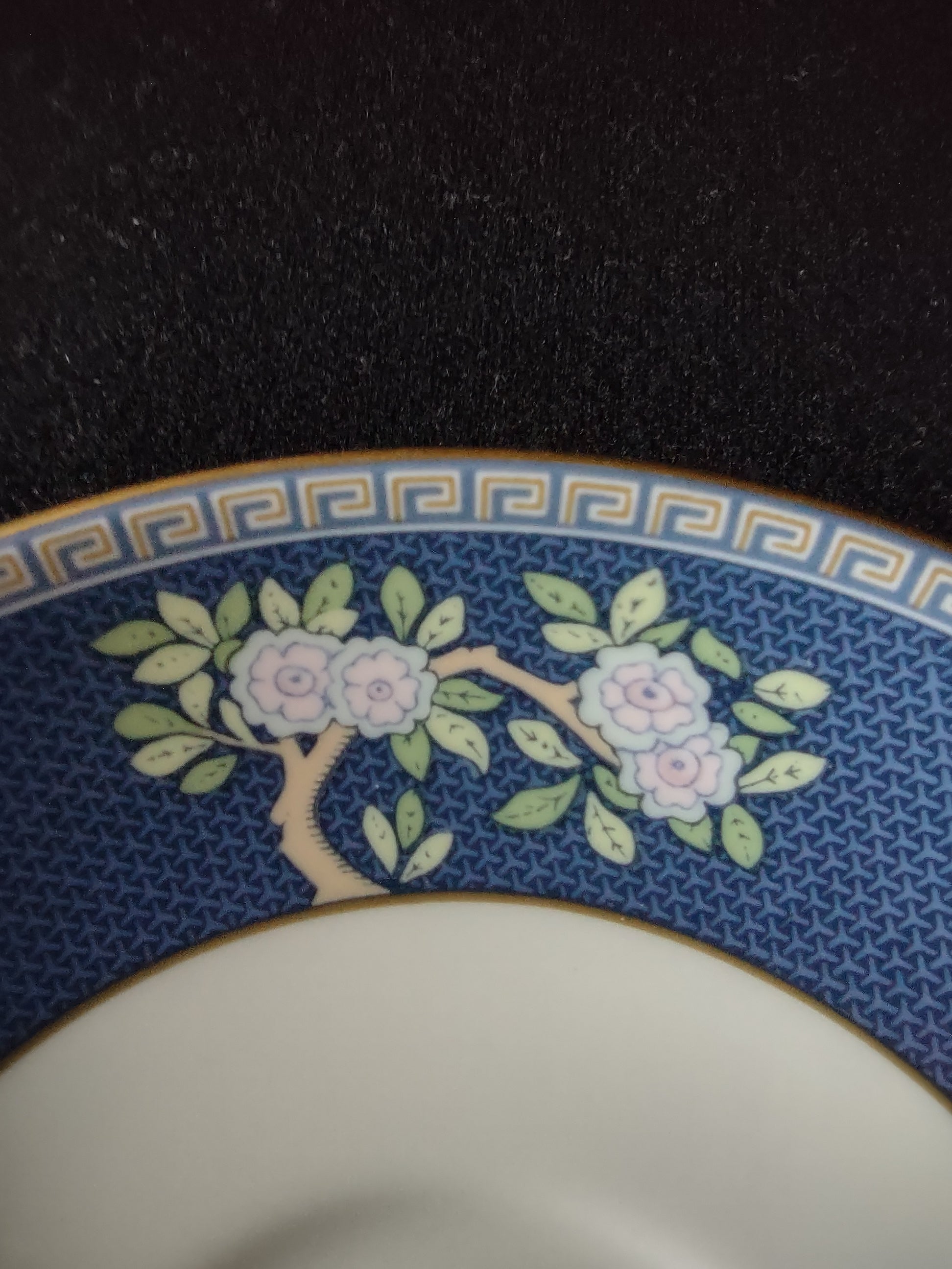 Vintage Wedgwood Blue Siam Floral Saucer Bone China Gold Trim England [6228]