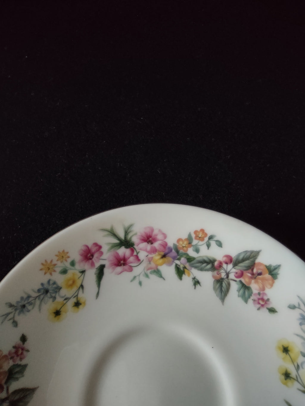 Vintage Wedgwood Downland Saucer Bone China Floral England [6229]