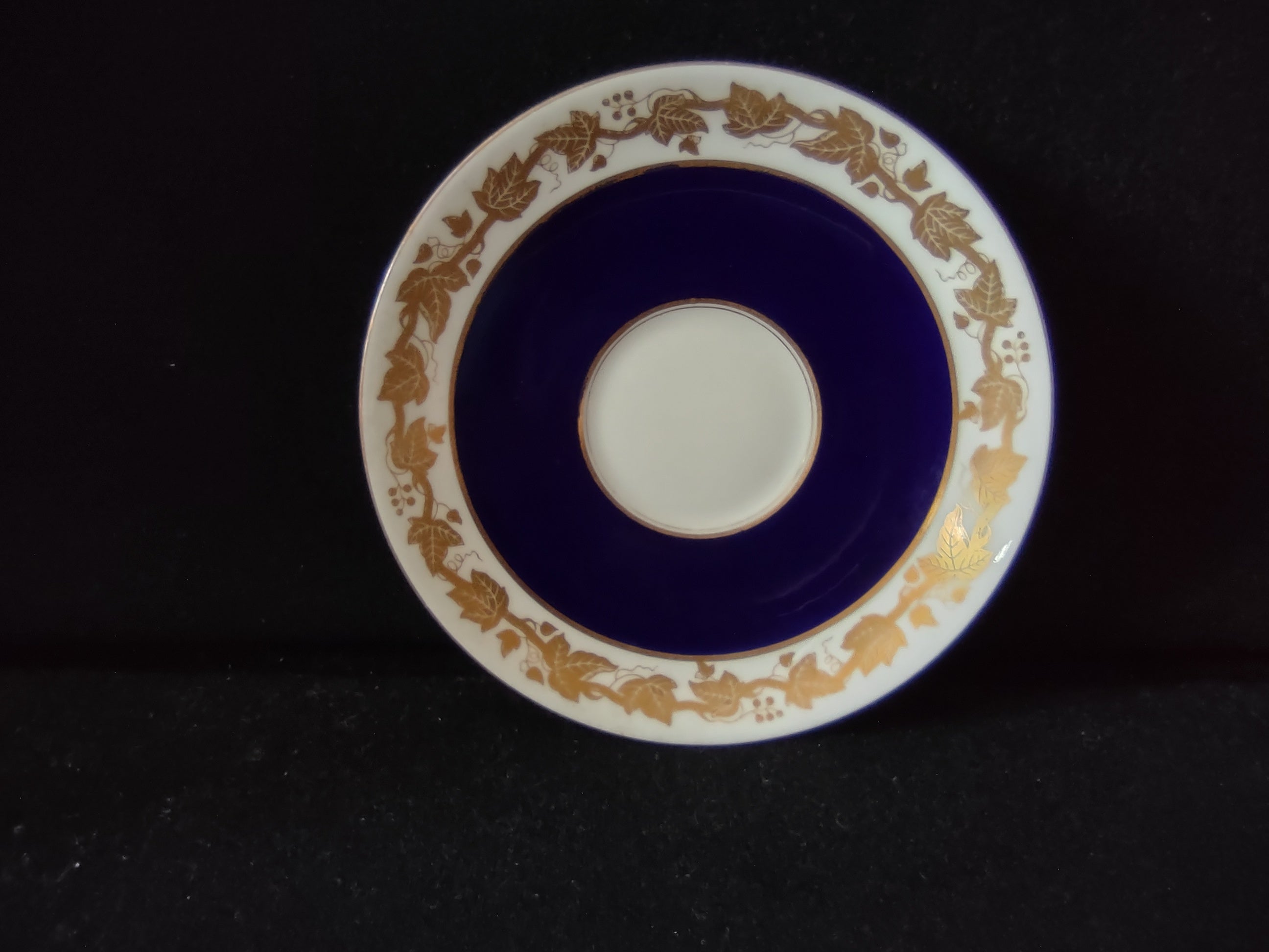 Vintage Wedgwood Saucer Bone China Cobalt Blue Gold Ivy Agincourt England [6232]