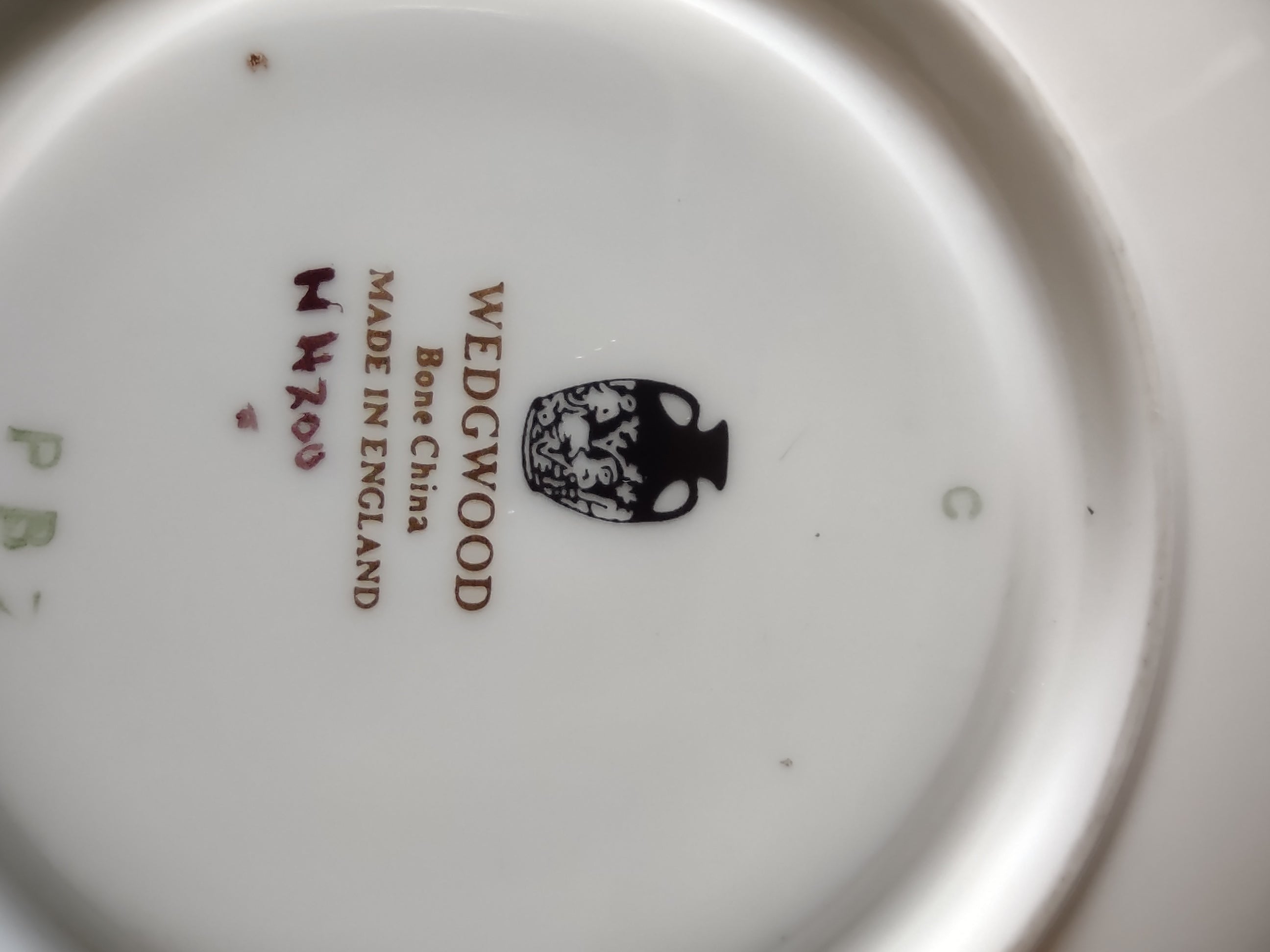 Vintage Wedgwood Saucer Bone China Cobalt Blue Gold Ivy Agincourt England [6232]