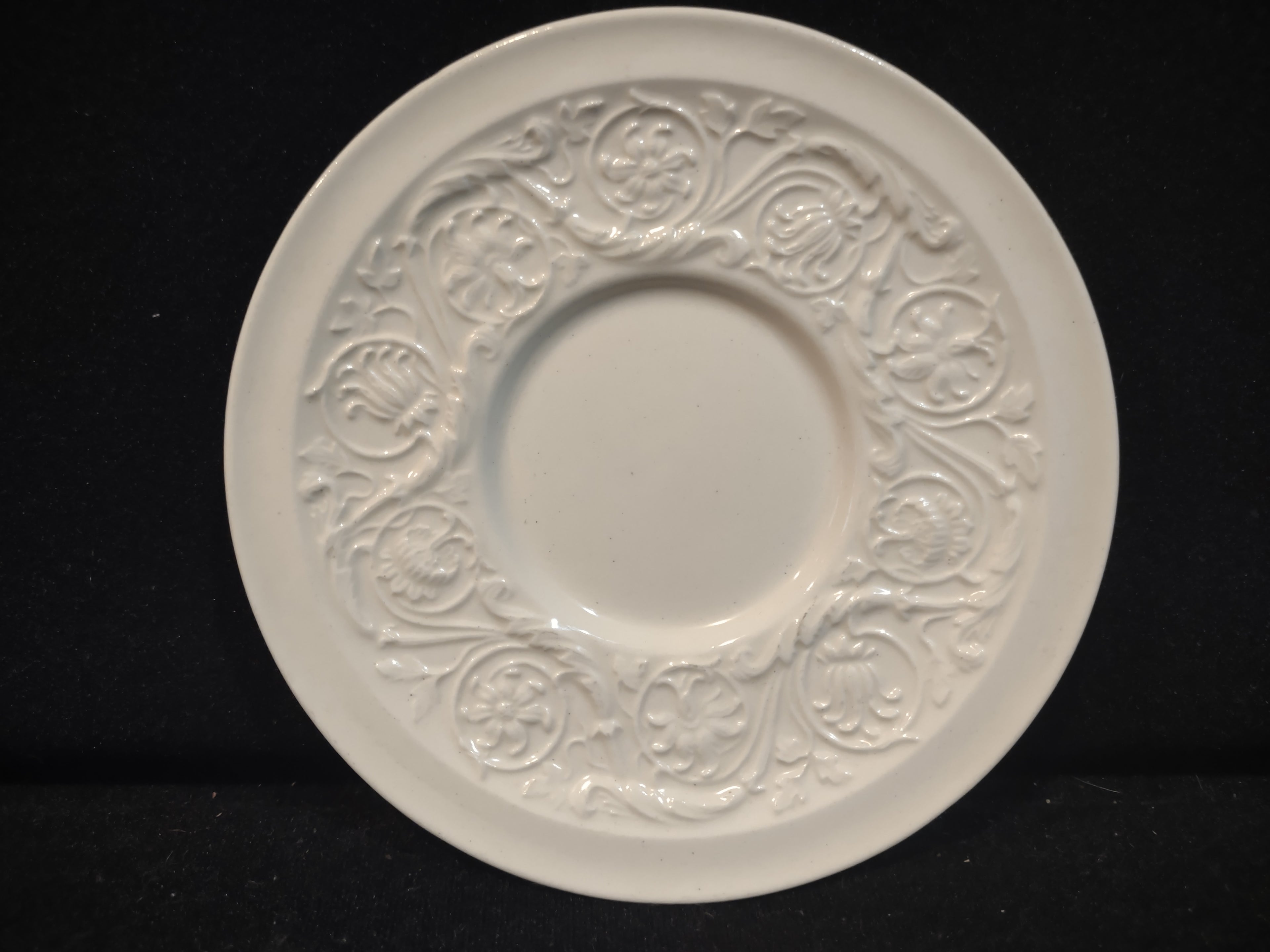 Vintage Wedgwood Patrician Embossed White Demitasse Espresso Saucer England [6243]