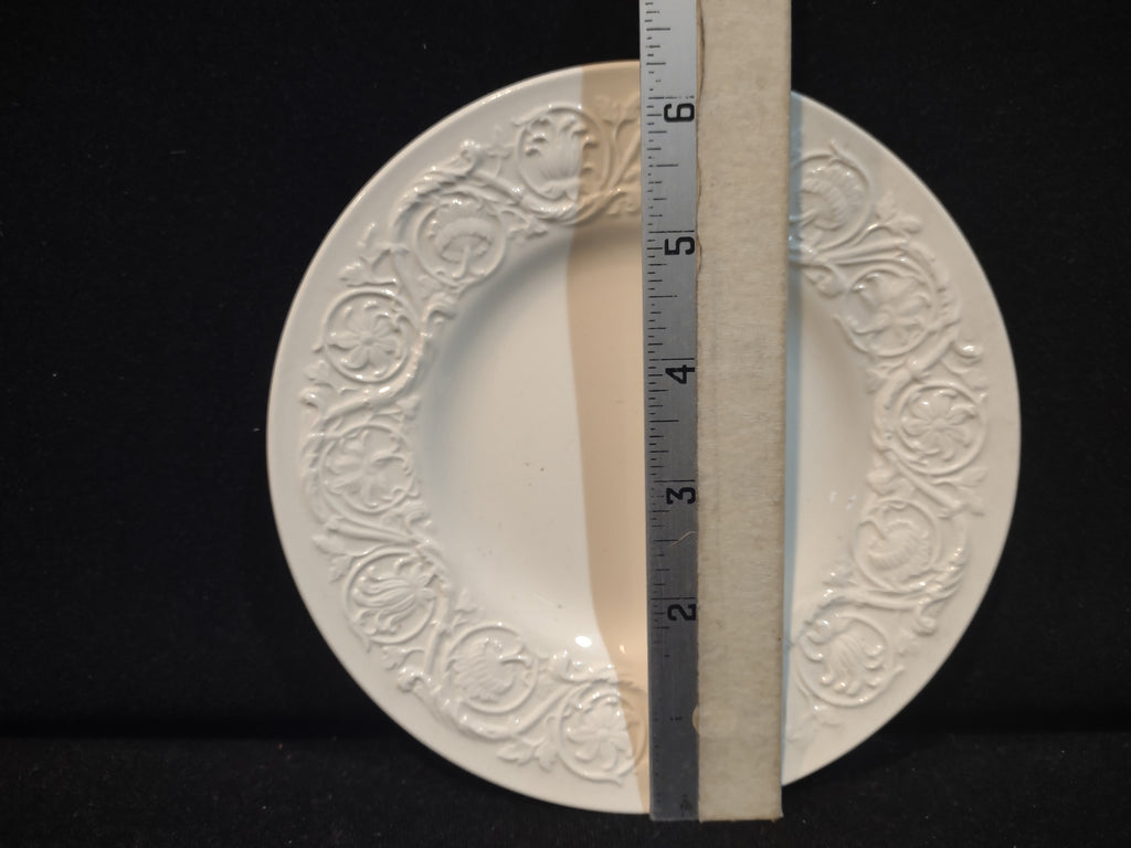 Vintage Wedgwood Patrician Embossed White Bread Butter Plate 6" England [6244]