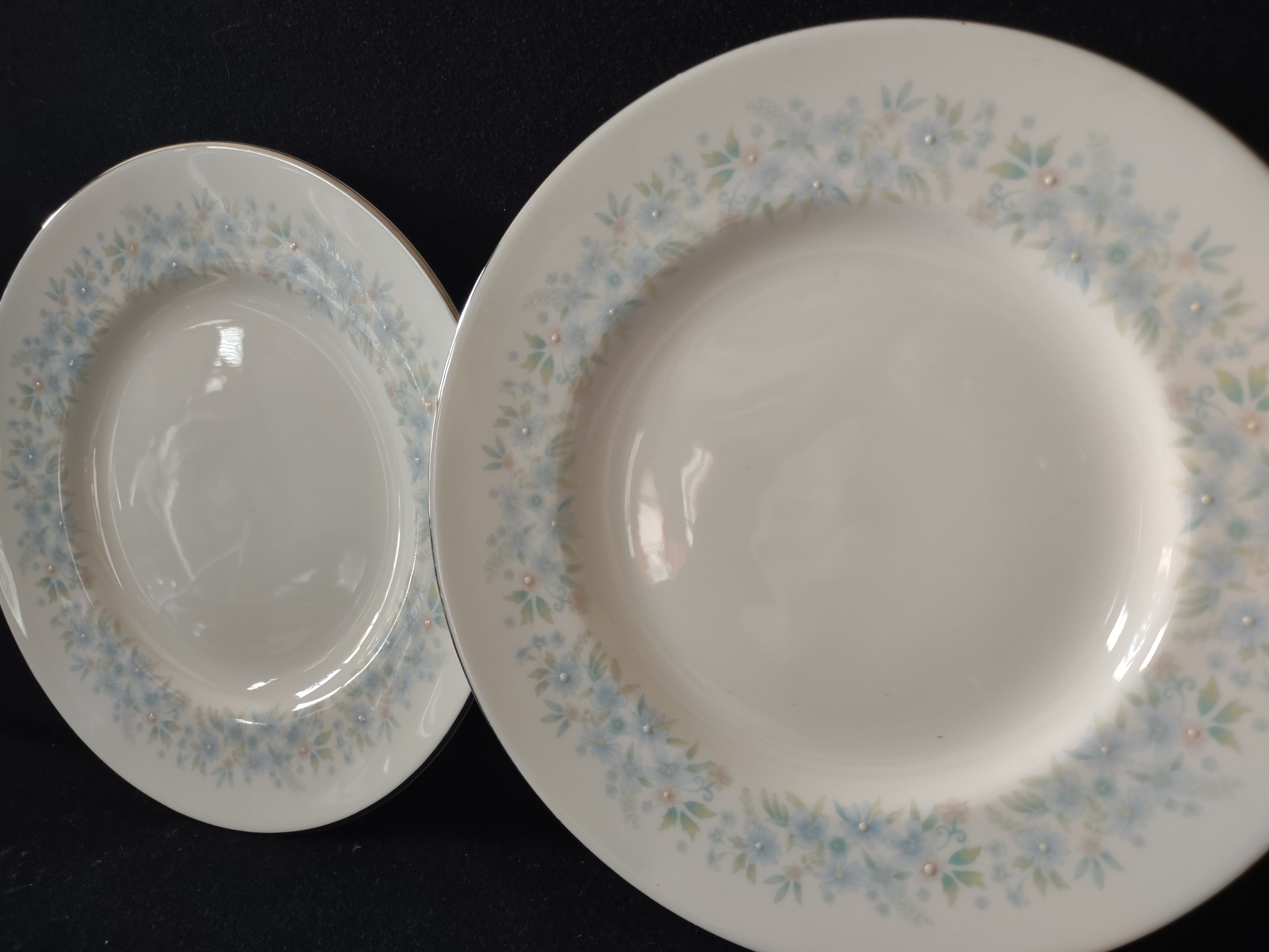 Vintage Wedgwood Bone China Wyndham Salad Plates Set of 5 England [6247]