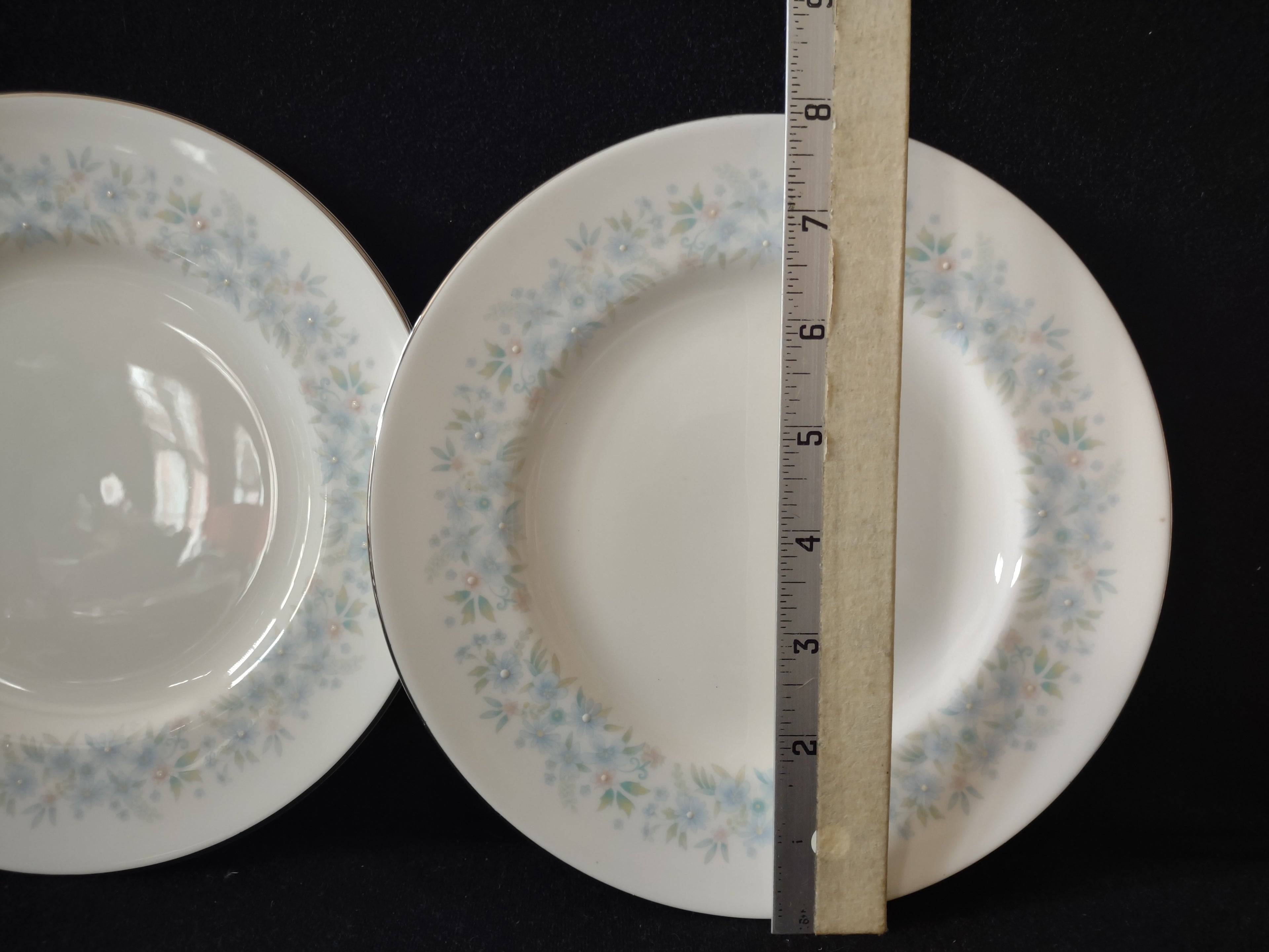 Vintage Wedgwood Bone China Wyndham Salad Plates Set of 5 England [6247]
