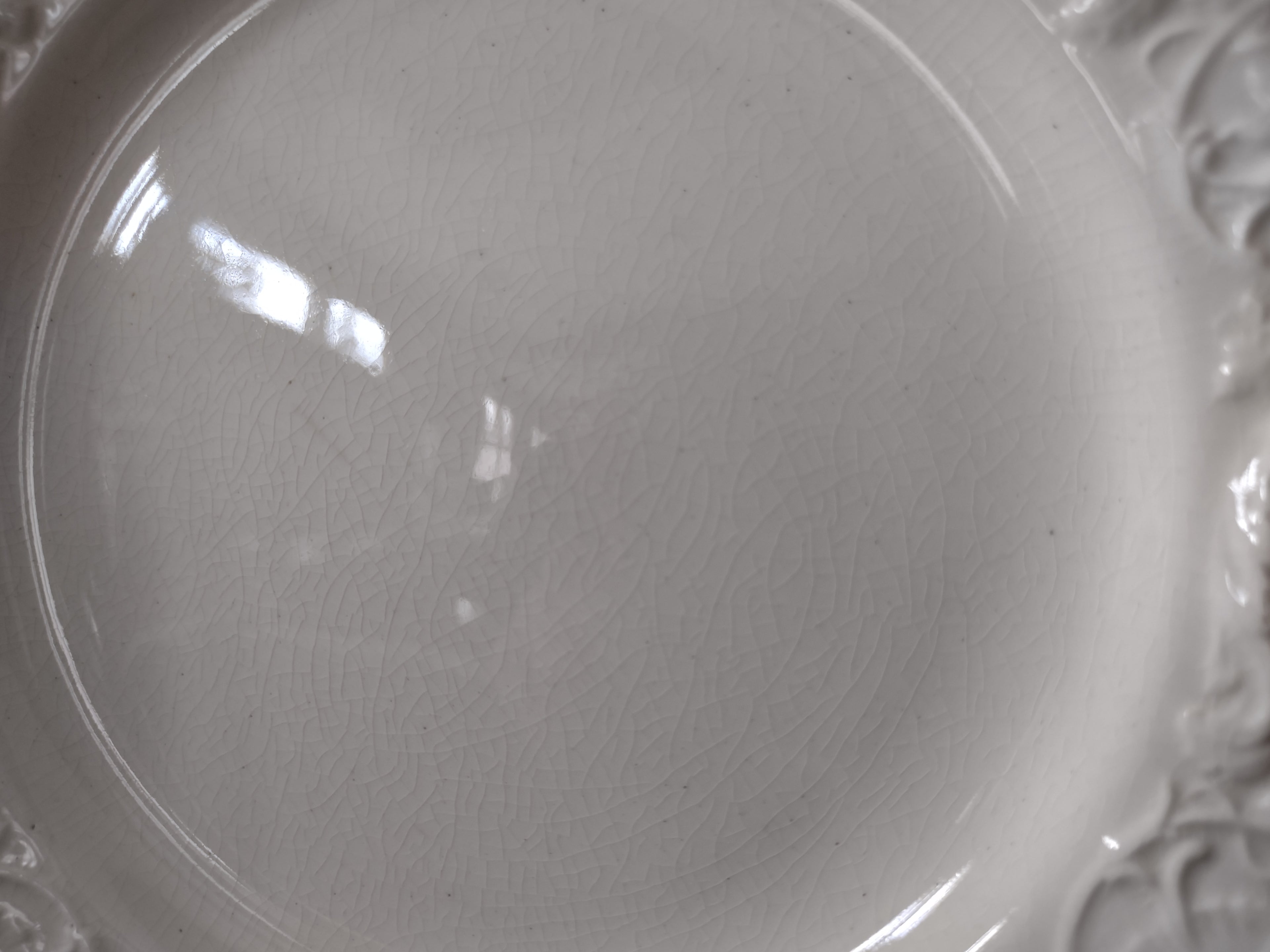 Vintage Wedgwood Patrician Cream Embossed 8" Dinner Plates Set of 2 [6248]