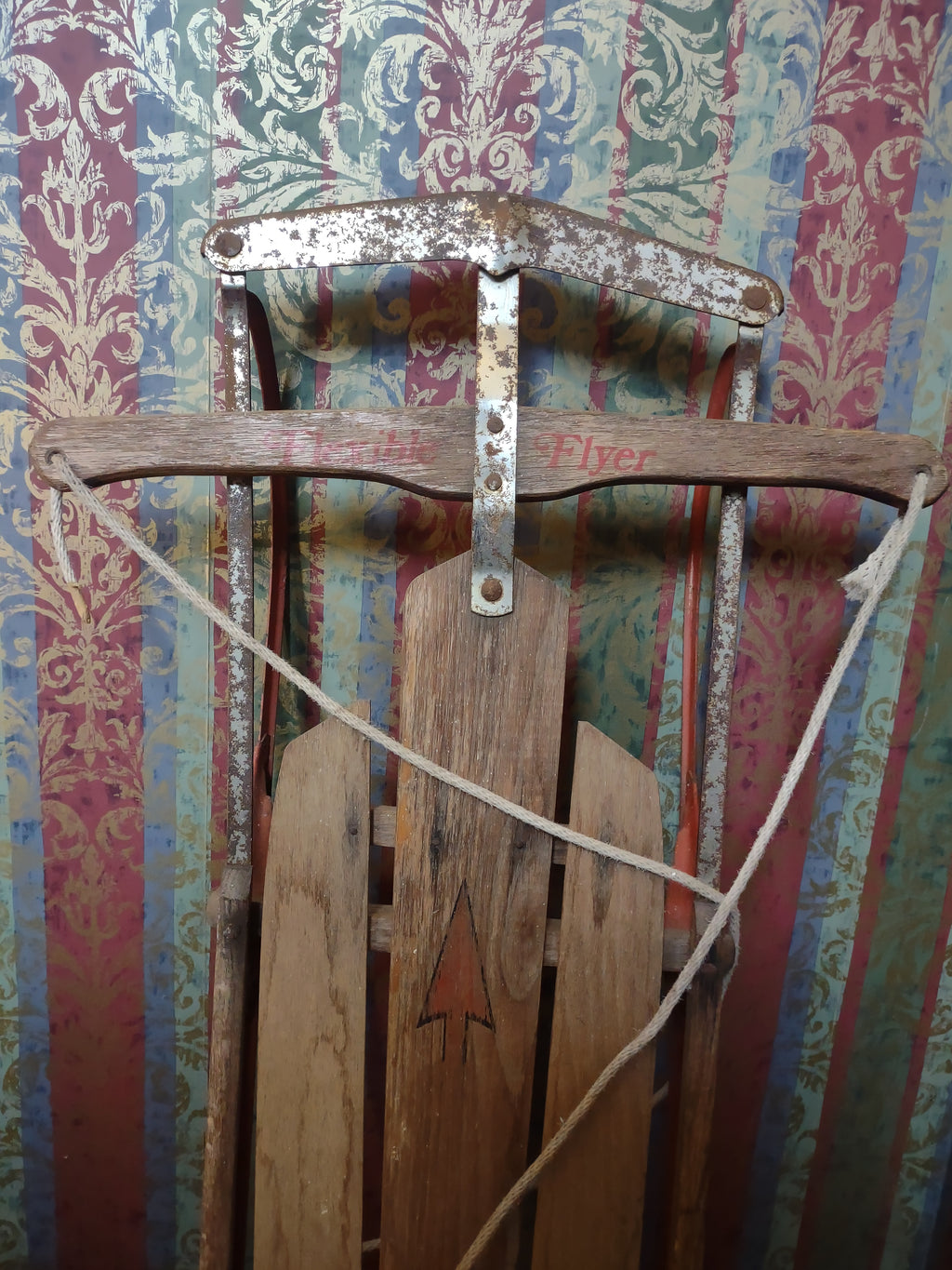 Vintage Flexible Flyer Model F048 Wood Sled Red Metal Runners 1970s [1342]