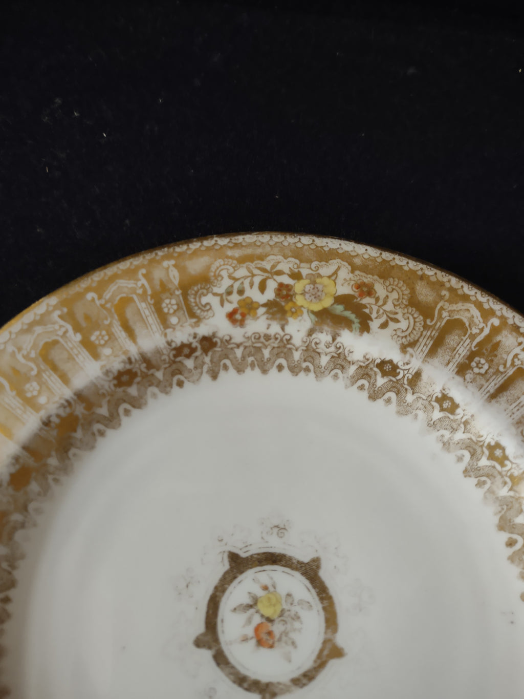 Vintage Wedgwood Dessert Plate Cream Gold Gilt Bone China England Pair [6257]