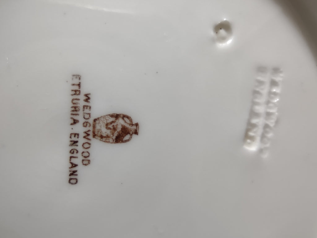 Vintage Wedgwood Dessert Plate Cream Gold Gilt Bone China England Pair [6257]