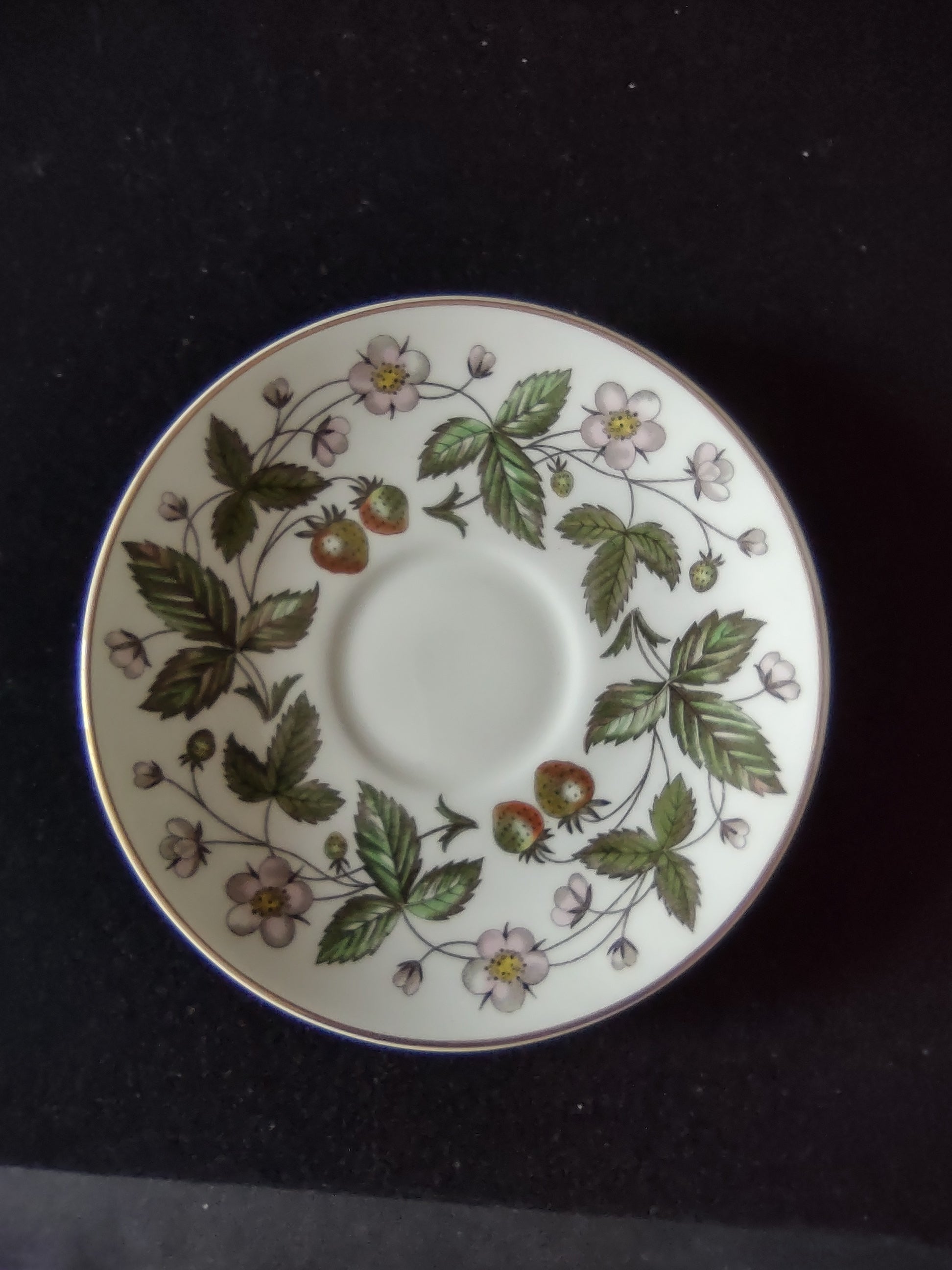 Vintage Wedgwood Strawberry Hill Saucer Bone China England [6259]
