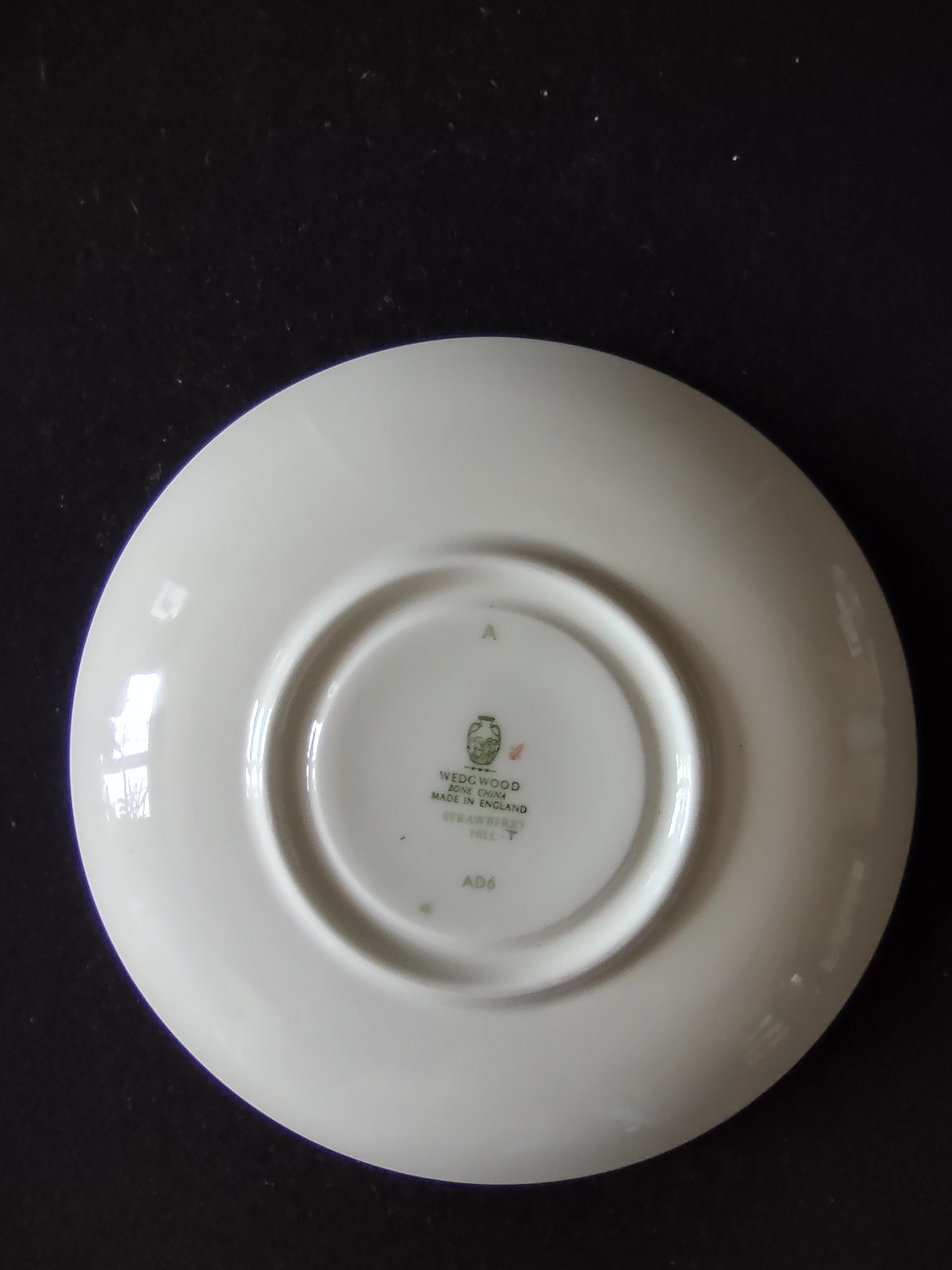 Vintage Wedgwood Strawberry Hill Saucer Bone China England [6259]