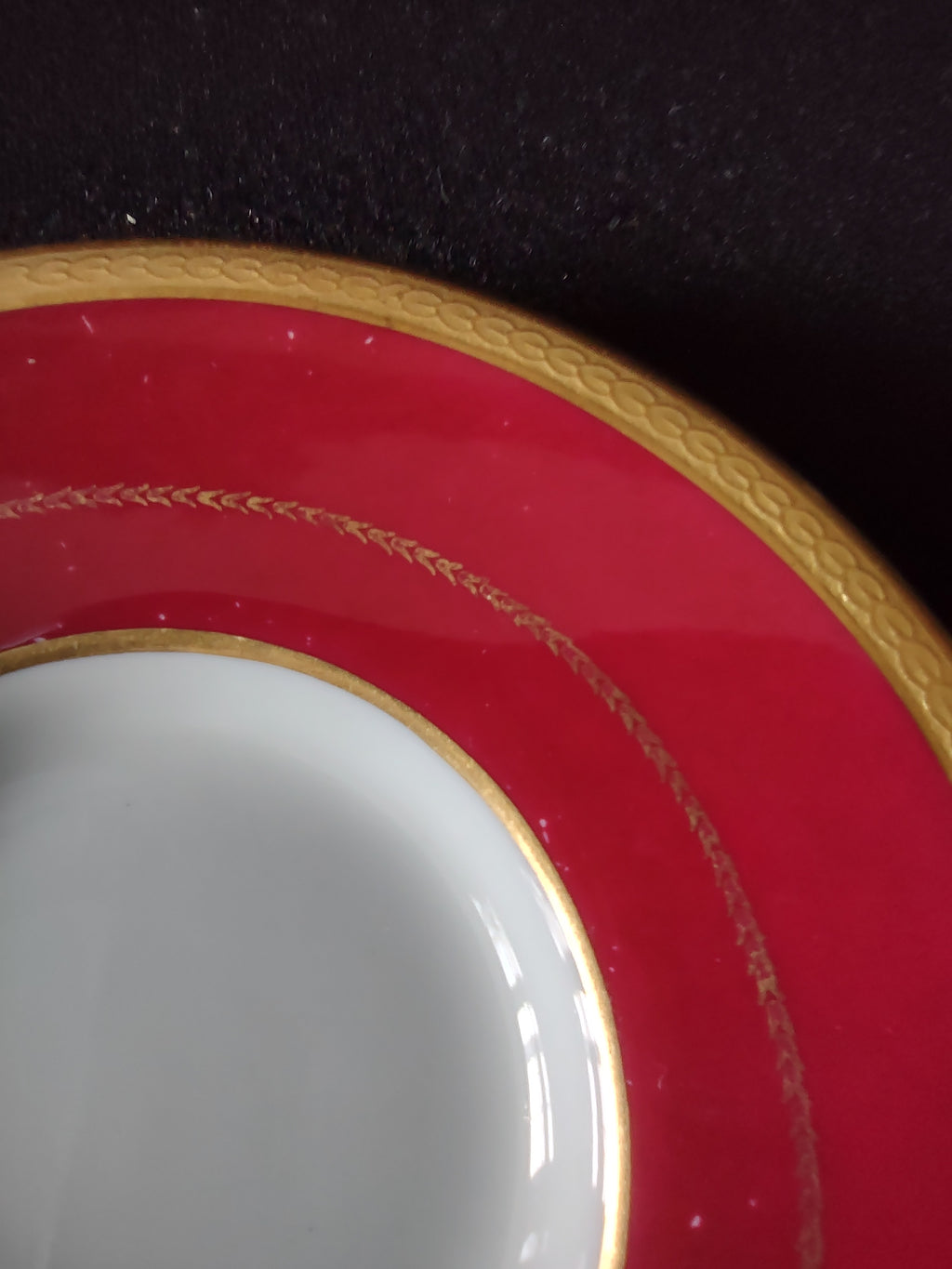 Vintage Wedgwood Demitasse Saucer Crimson Gold Bone China England [6261]