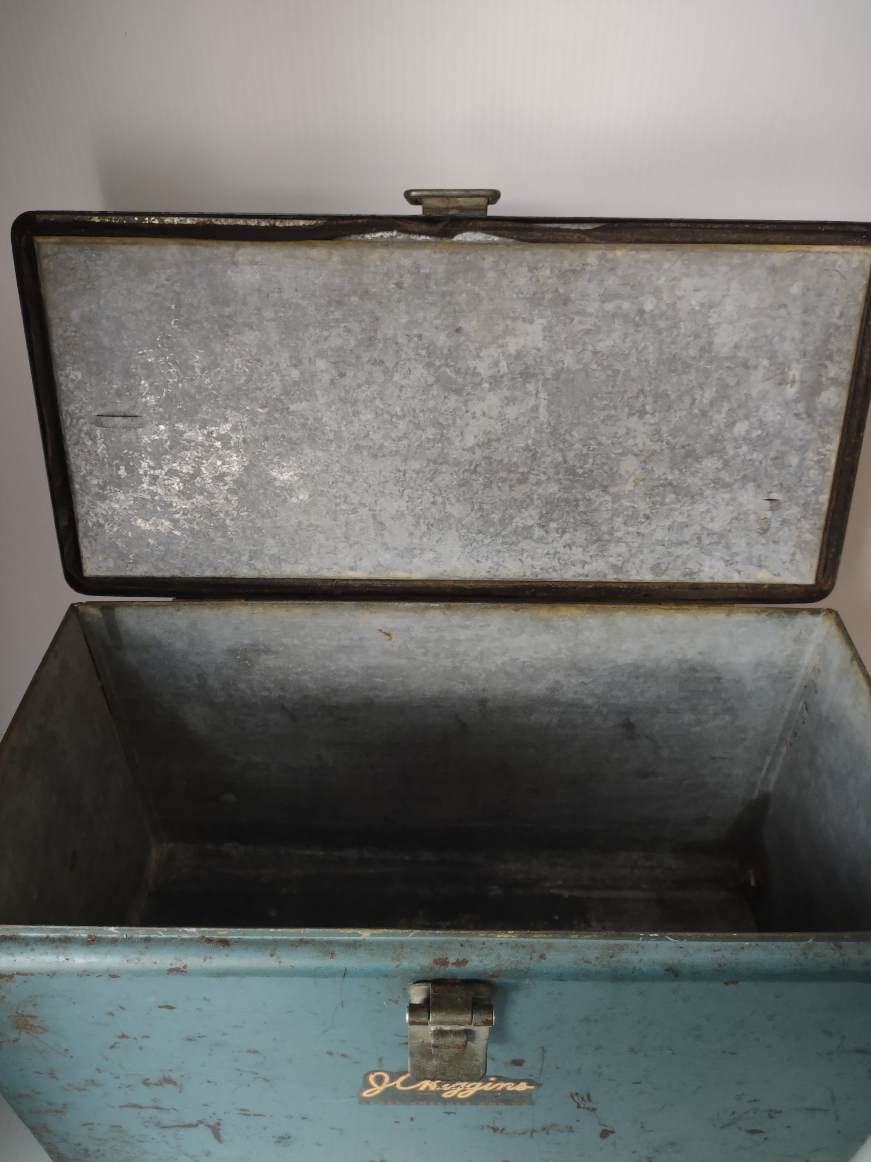 Vintage J.C. Higgins Metal Ice Chest Cooler Blue Camping Picnic [6239]