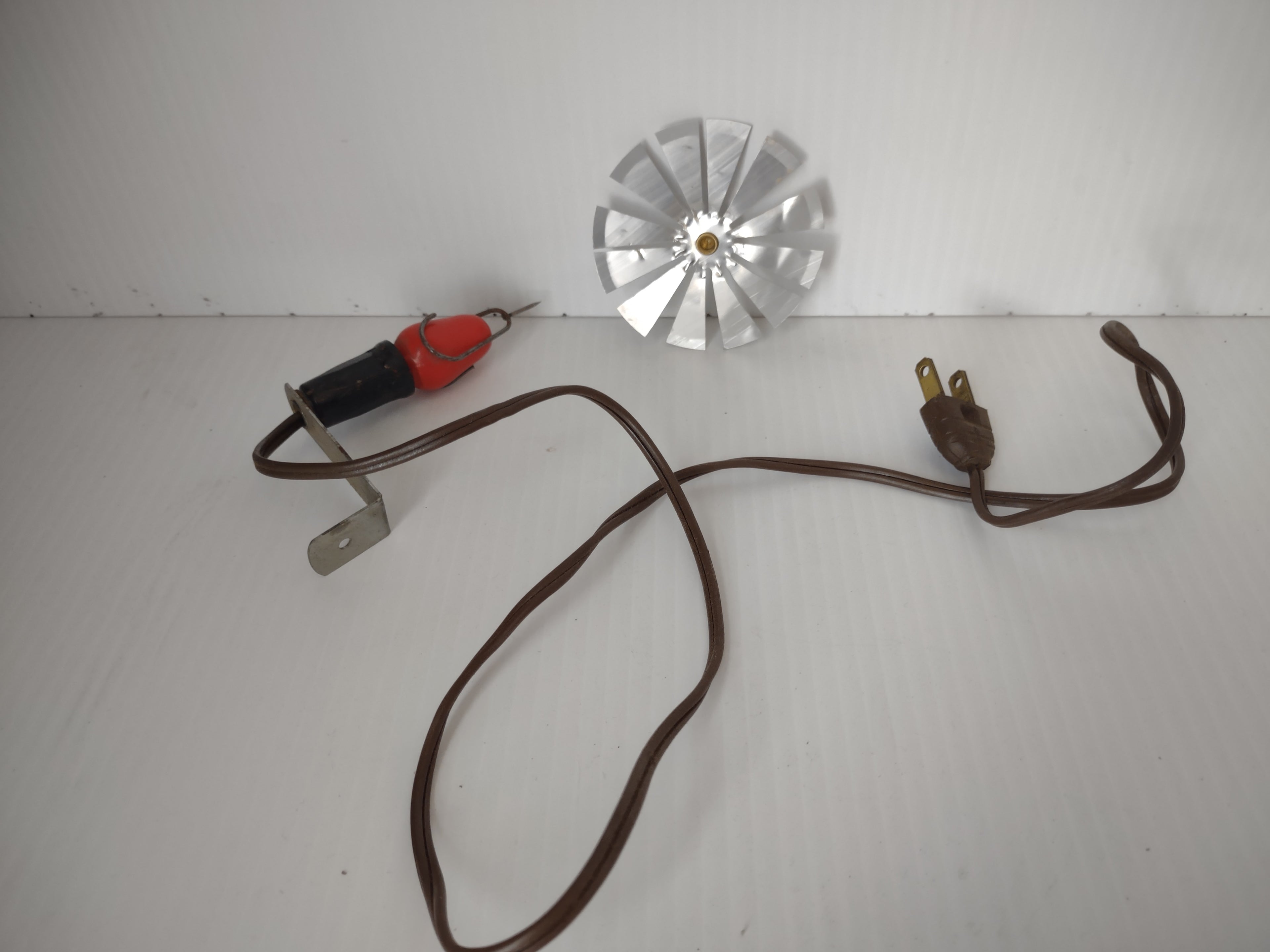 Vintage Christmas Cardboard Fireplace Display "Electric" [4826]