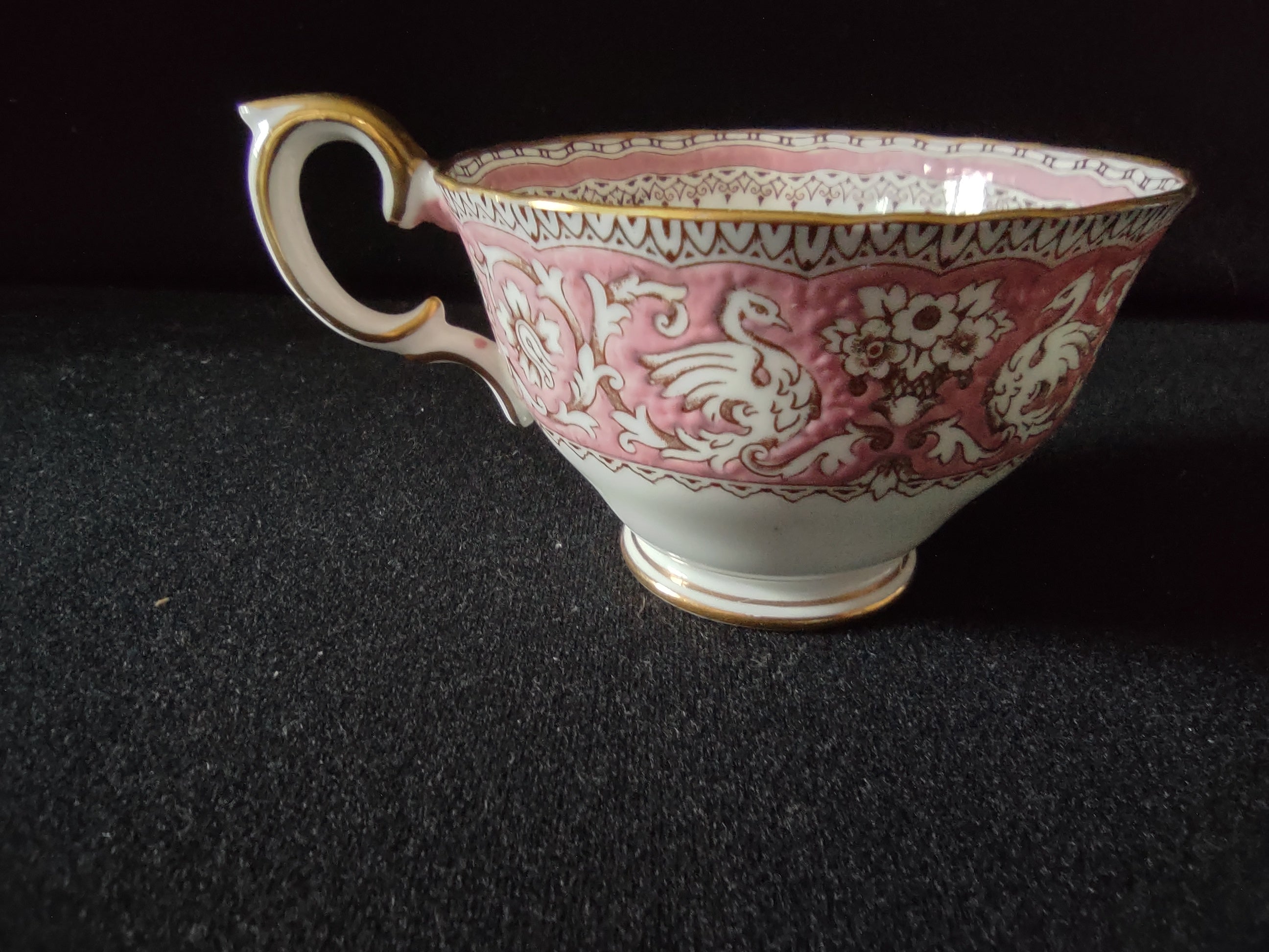 Vintage Crown Staffordshire Ellesmere Cup Saucer Bone China England Pair [6272]