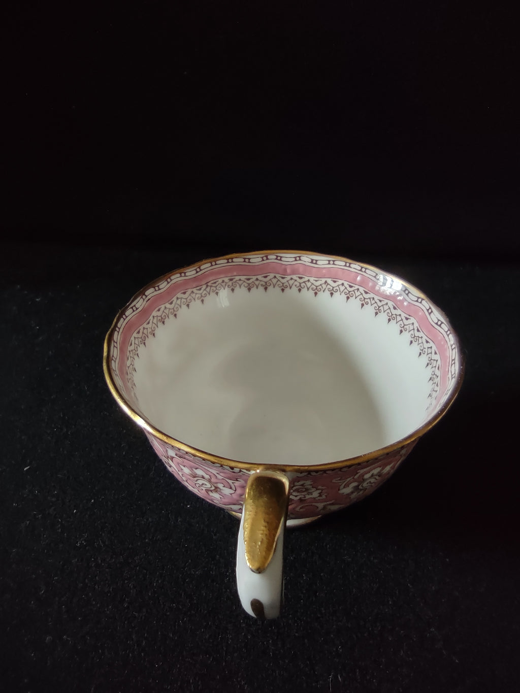 Vintage Crown Staffordshire Ellesmere Cup Saucer Bone China England Pair [6272]