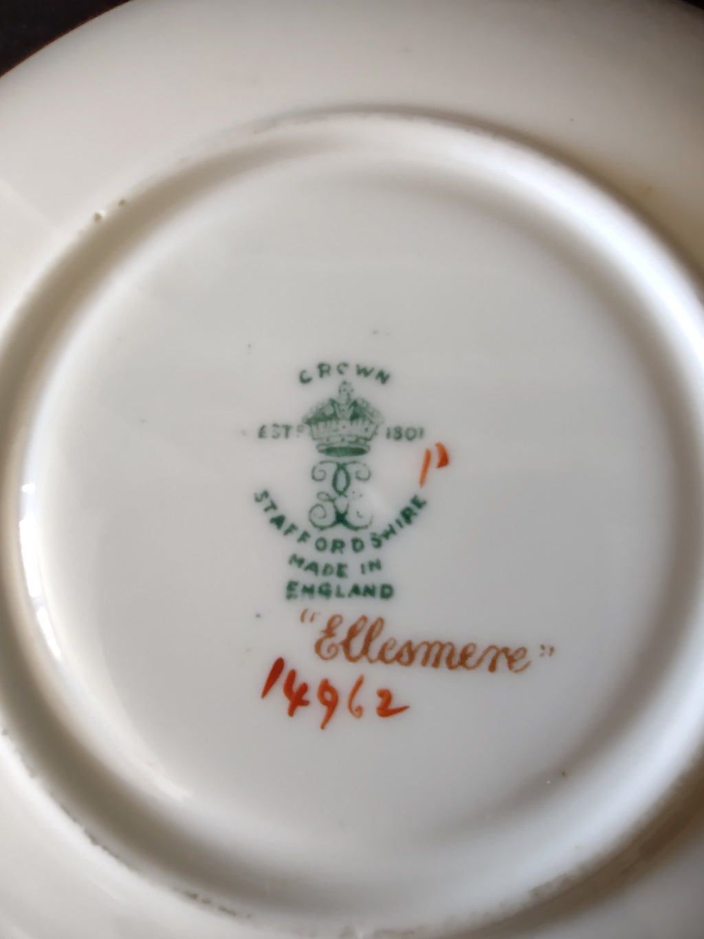 Vintage Crown Staffordshire Ellesmere Tea Cup Saucer Bone China England [6278]