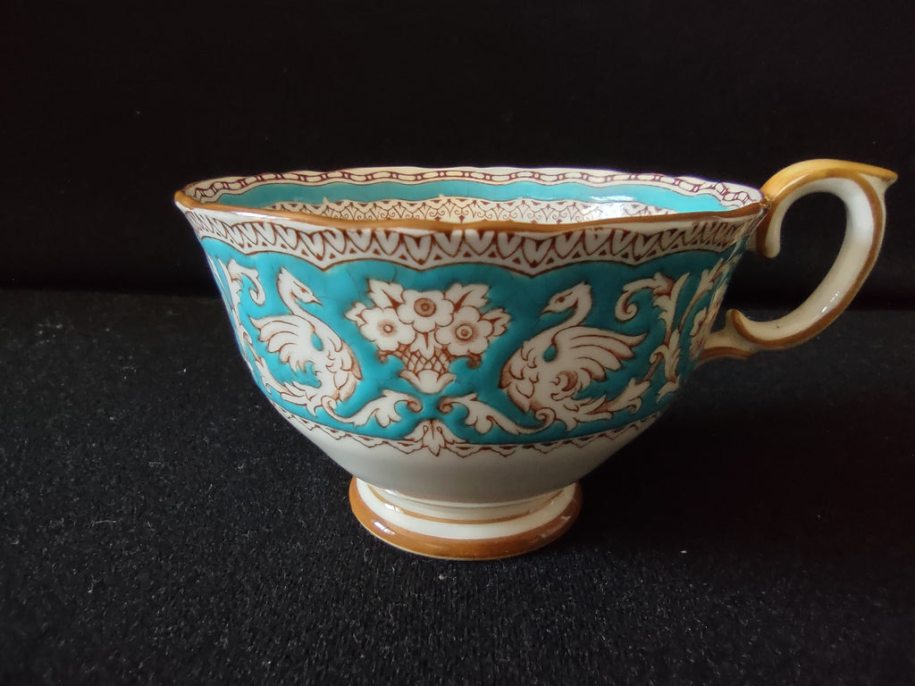 Vintage Crown Staffordshire Ellesmere Tea Cup Saucer Bone China England [6278]