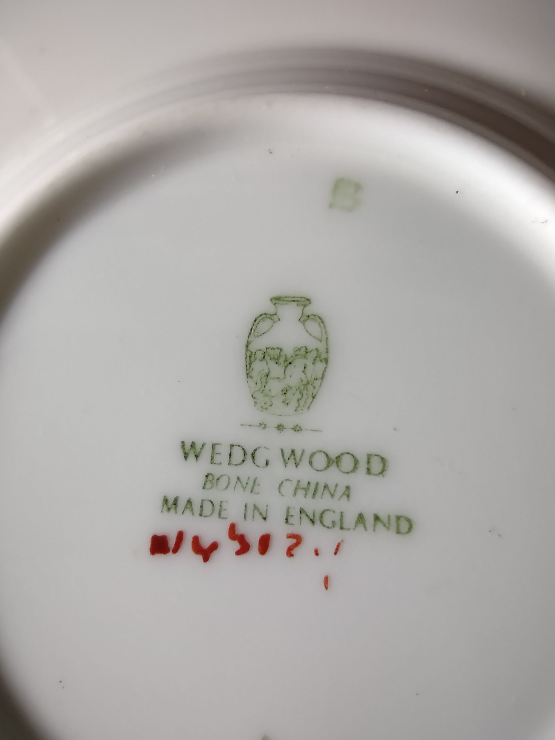 Vintage Wedgwood Platinum Band Demitasse Cup Saucer Set Bone China England [6284]