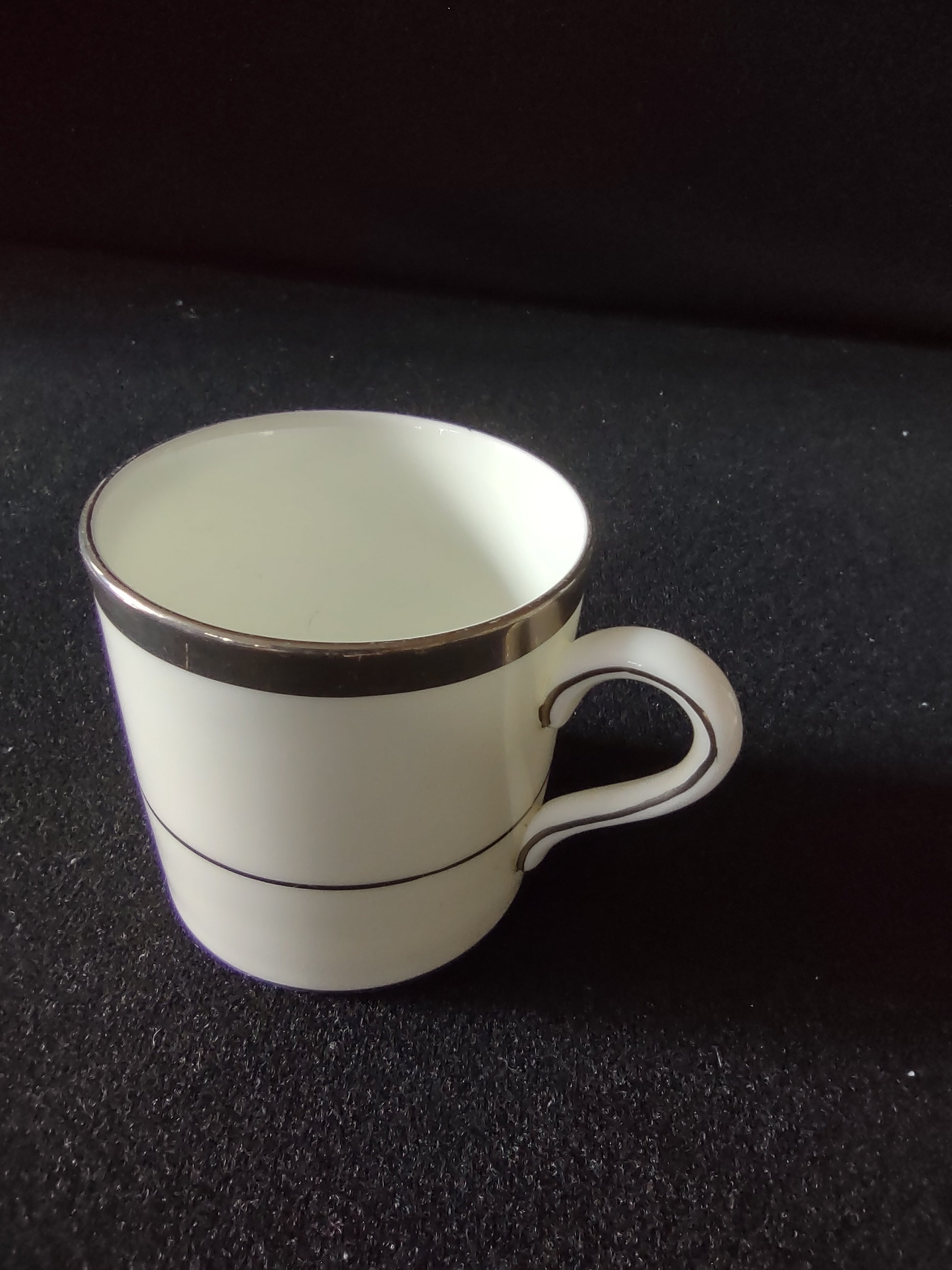Vintage Wedgwood Platinum Band Demitasse Cup Saucer Set Bone China England [6284]