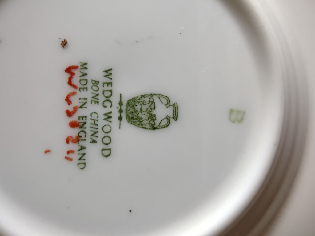Vintage Wedgwood White Platinum Band Saucer Bone China England [6285]