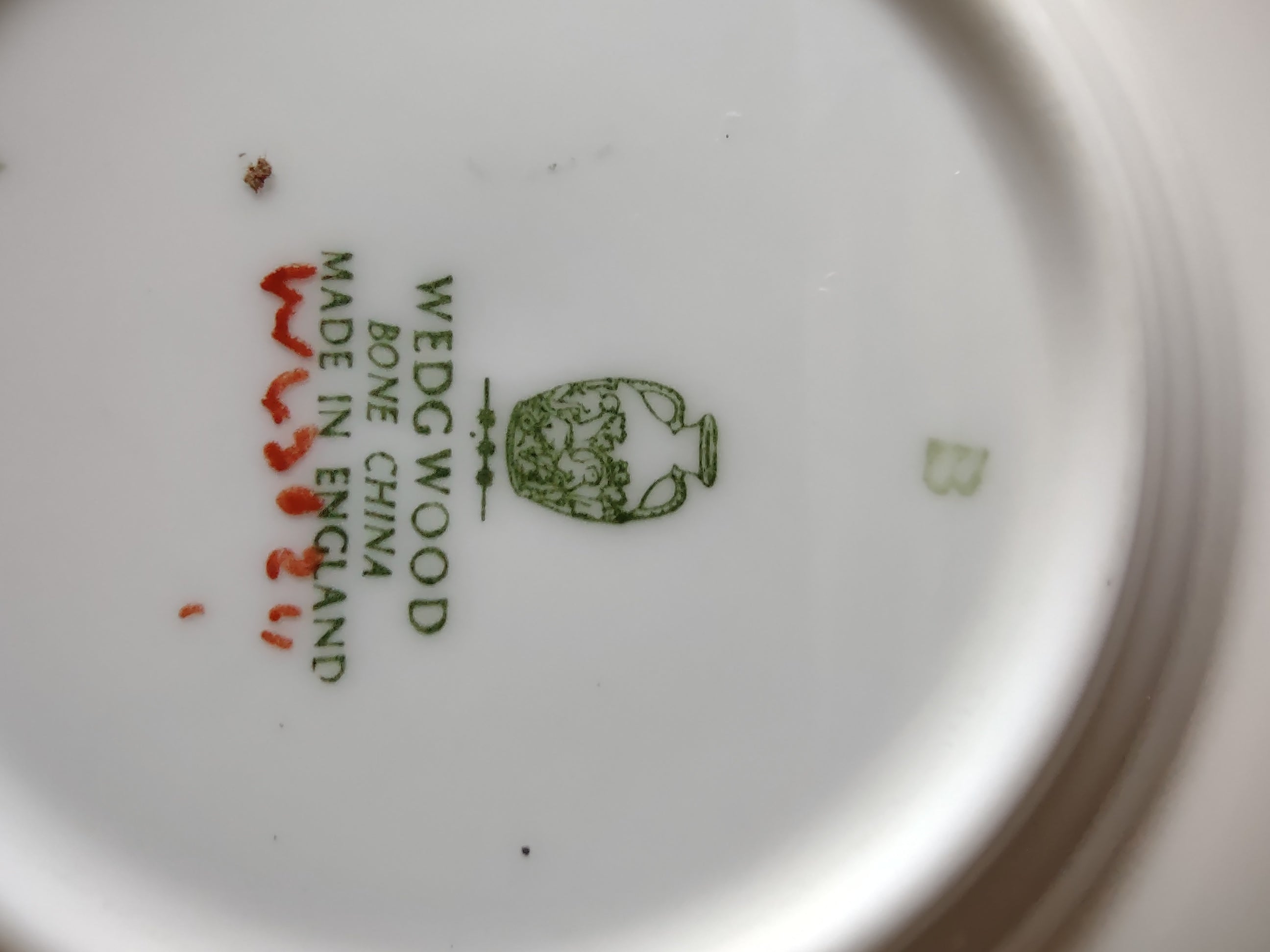 Vintage Wedgwood White Platinum Band Saucer Bone China England [6285]