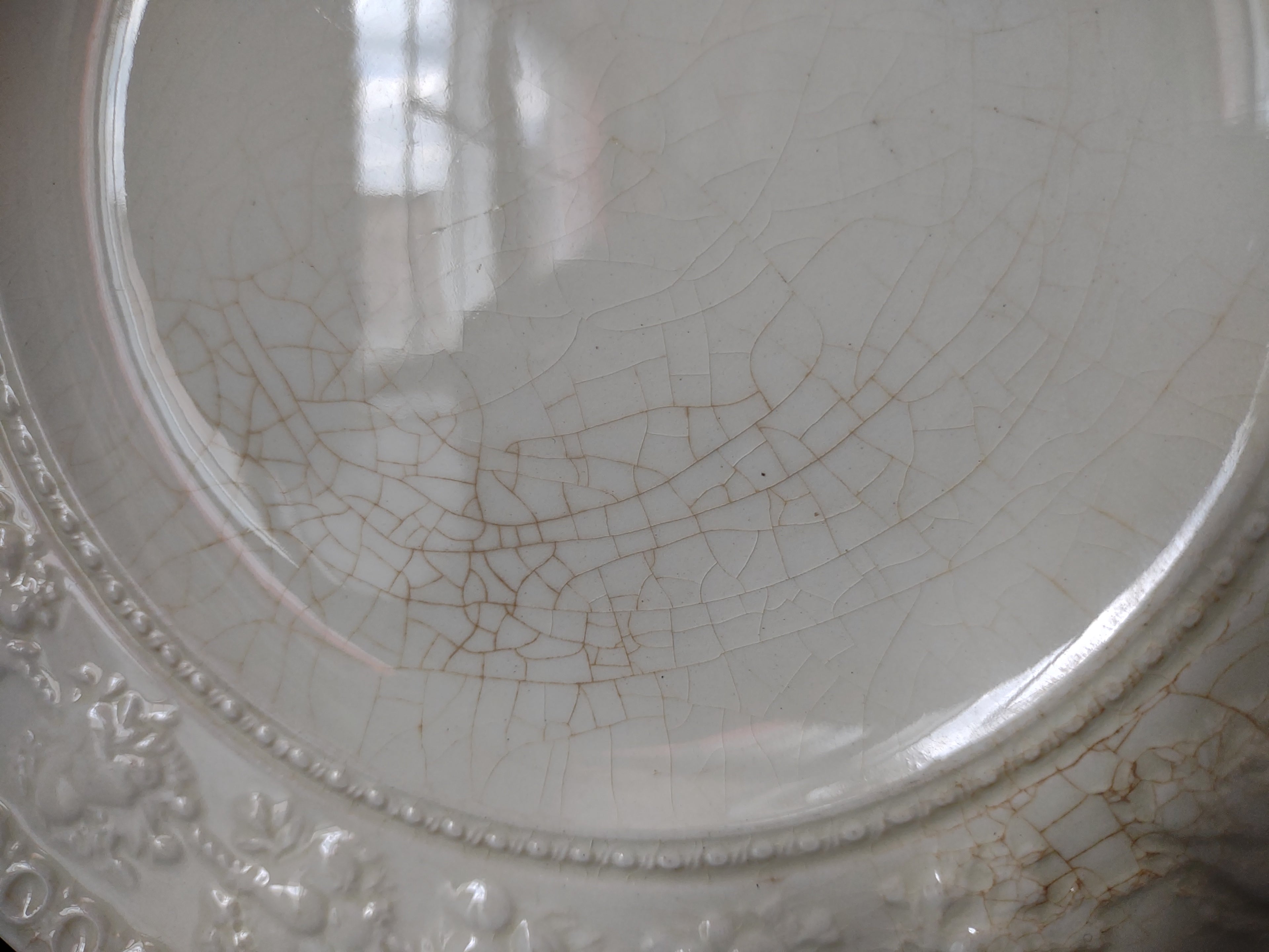 Vintage Wedgwood Wellesley Cream CRAZING Lunch Plate England [6308]