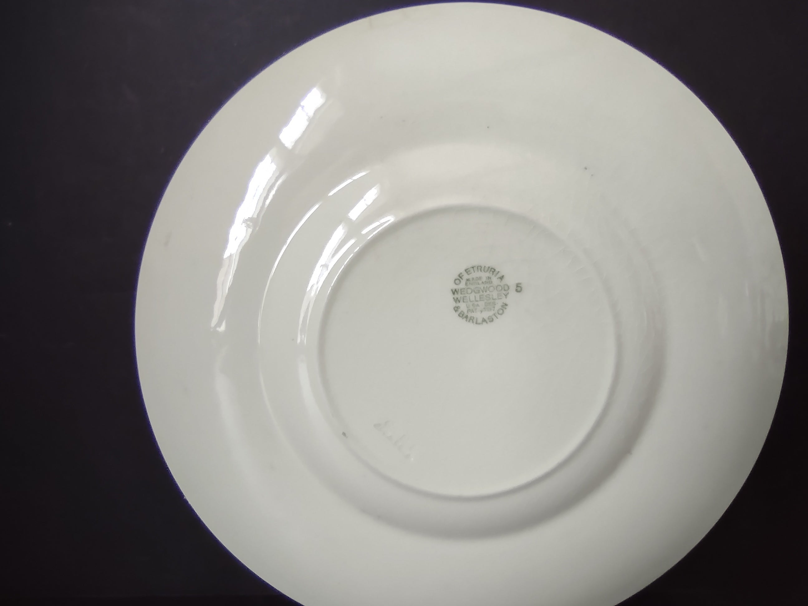 Vintage Wedgwood Wellesley Cream CRAZING Lunch Plate England [6308]