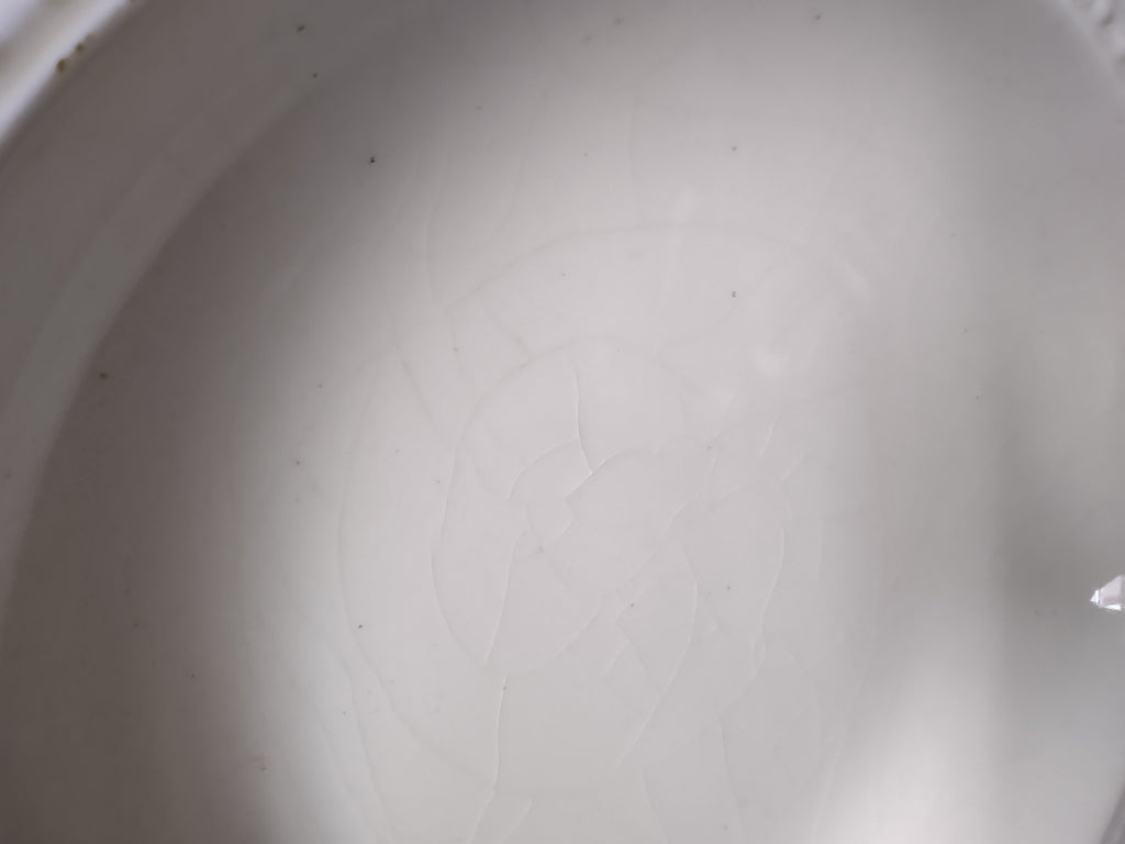 Vintage Wedgwood Wellesley Cream Embossed Rimmed Soup Bowl England [6309]