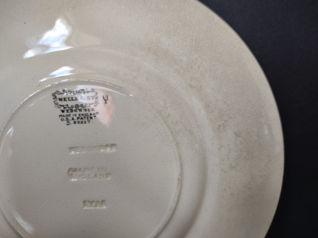 Vintage Wedgwood Wellesley Cream Embossed Dessert PlateEngland [6310]
