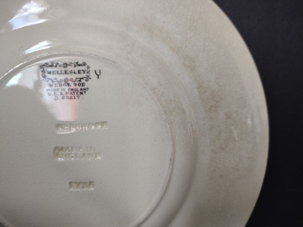 Vintage Wedgwood Wellesley Cream Embossed Dessert PlateEngland [6310]