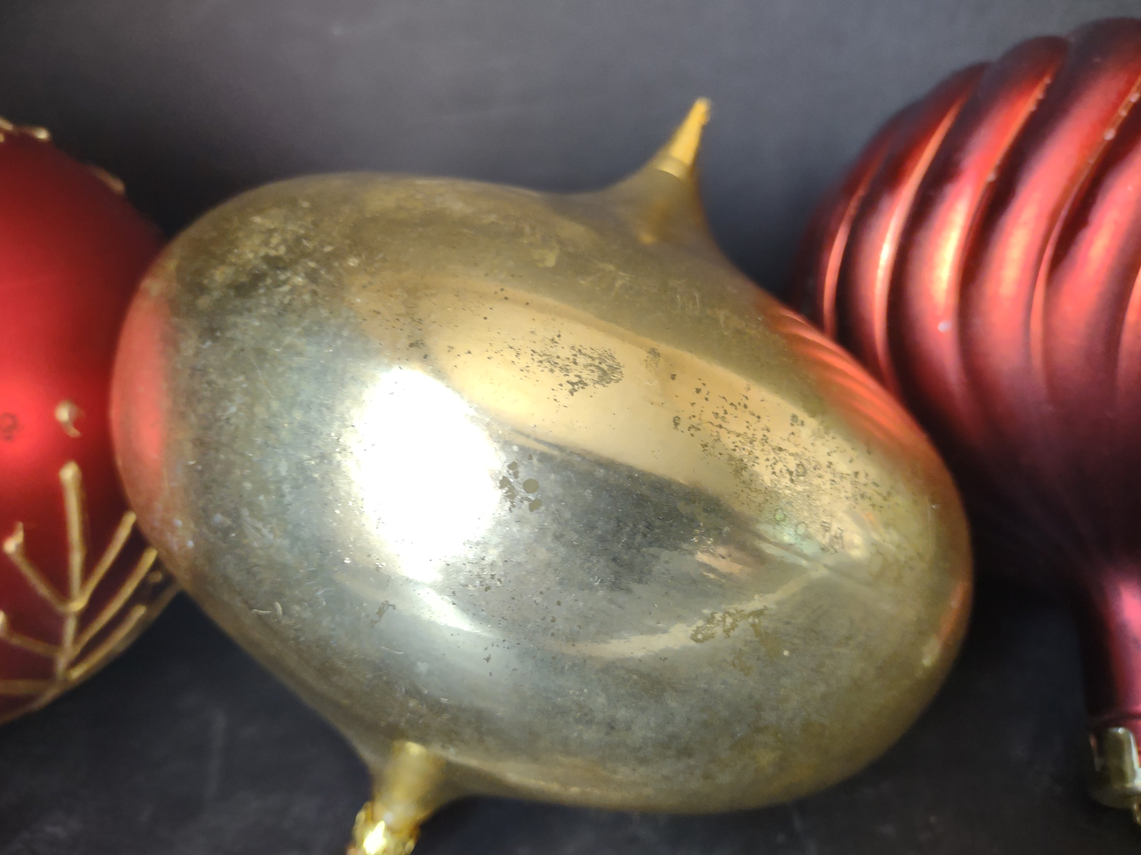 Vintage Plastic Christmas Ornaments Red Gold Set of 5 Holiday [4834]