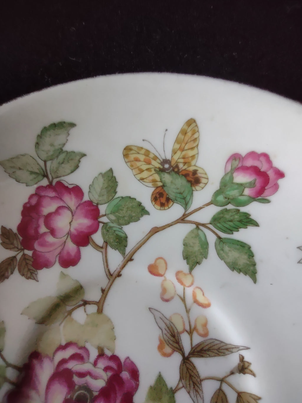 Vintage Wedgwood Charnwood Teacup Saucer Bone China England Pair [6288]
