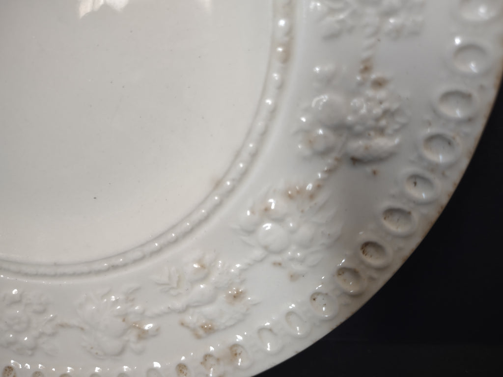 Vintage Wedgwood Wellesley Cream Embossed Plate Made in England [6311]