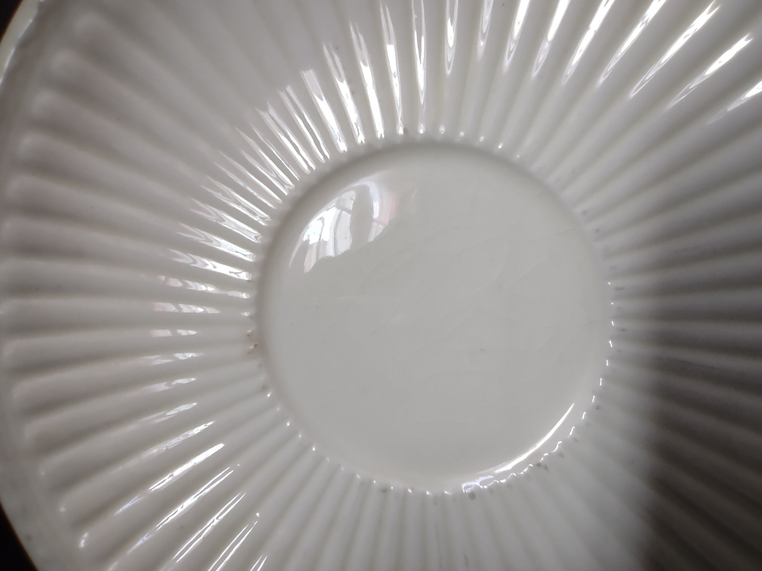Vintage Wedgwood Edme White Ribbed Saucer England [6314]
