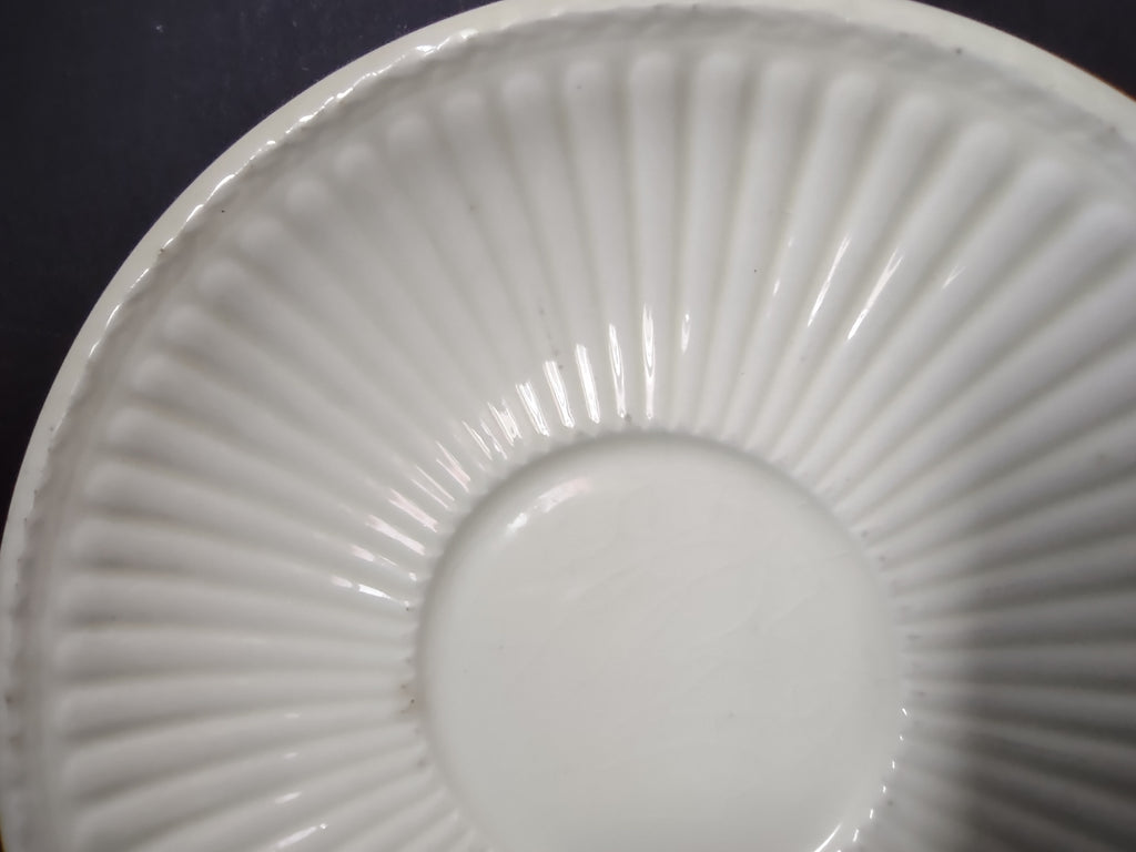 Vintage Wedgwood Edme White Ribbed Saucer England [6314]