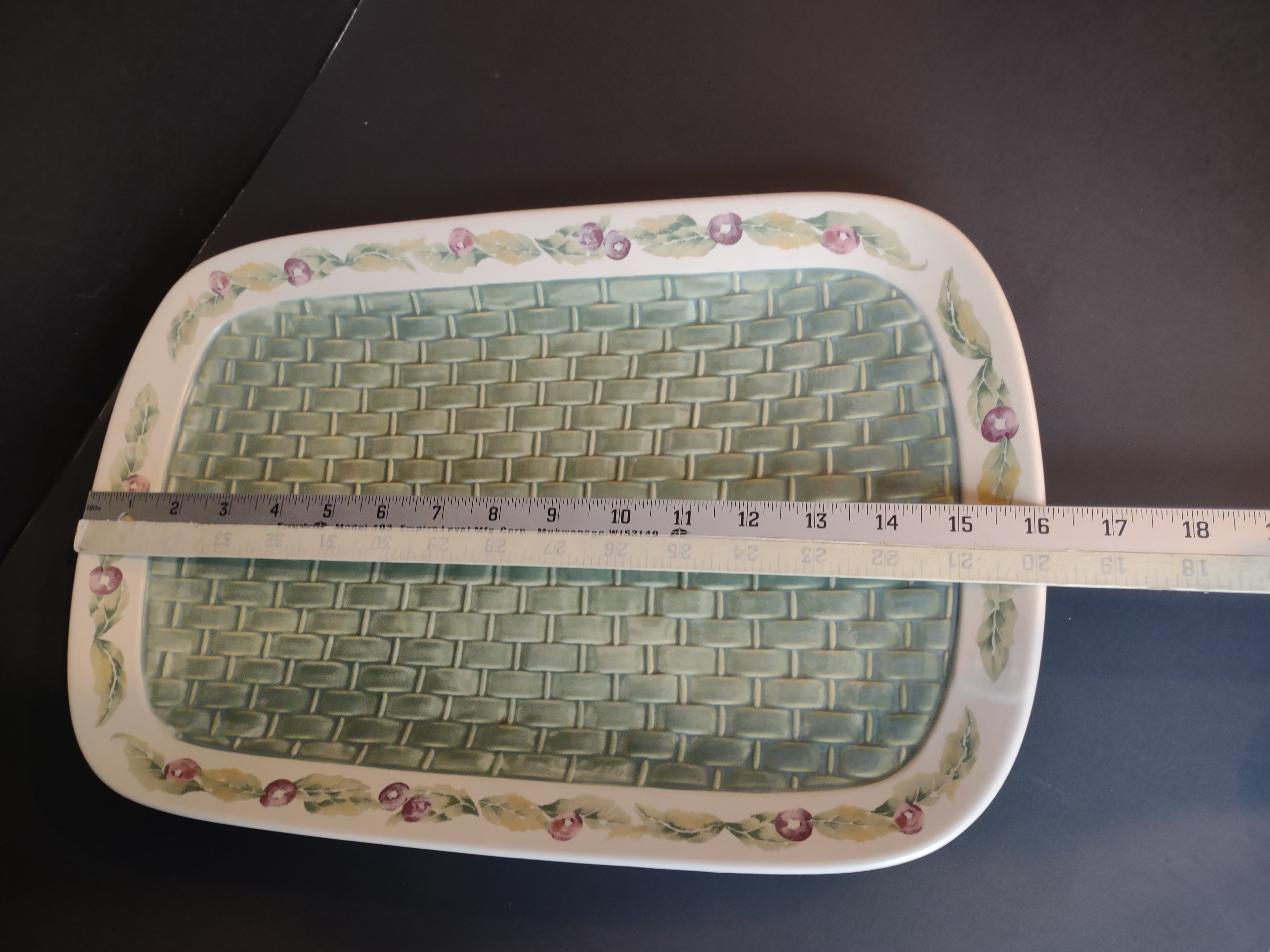 Vintage Pfaltzgraff Serving Platter Basketweave Floral Berry 16" [6336]