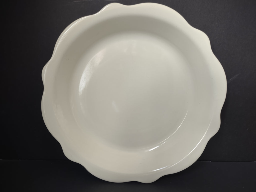 Vintage Cream Scalloped Baking Hospitality Collection 10.5 Inch [6355]