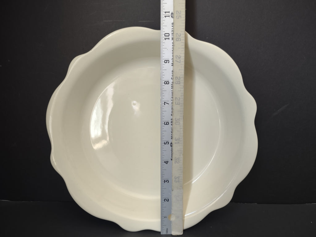 Vintage Cream Scalloped Baking Hospitality Collection 10.5 Inch [6355]