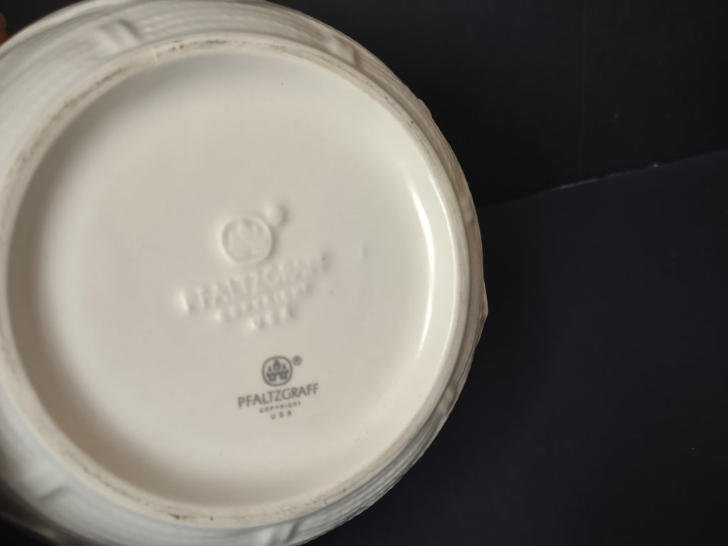 Vintage Pfaltzgraff Heirloom Cream Pink Rose Embossed Serving Bowl USA [6360]