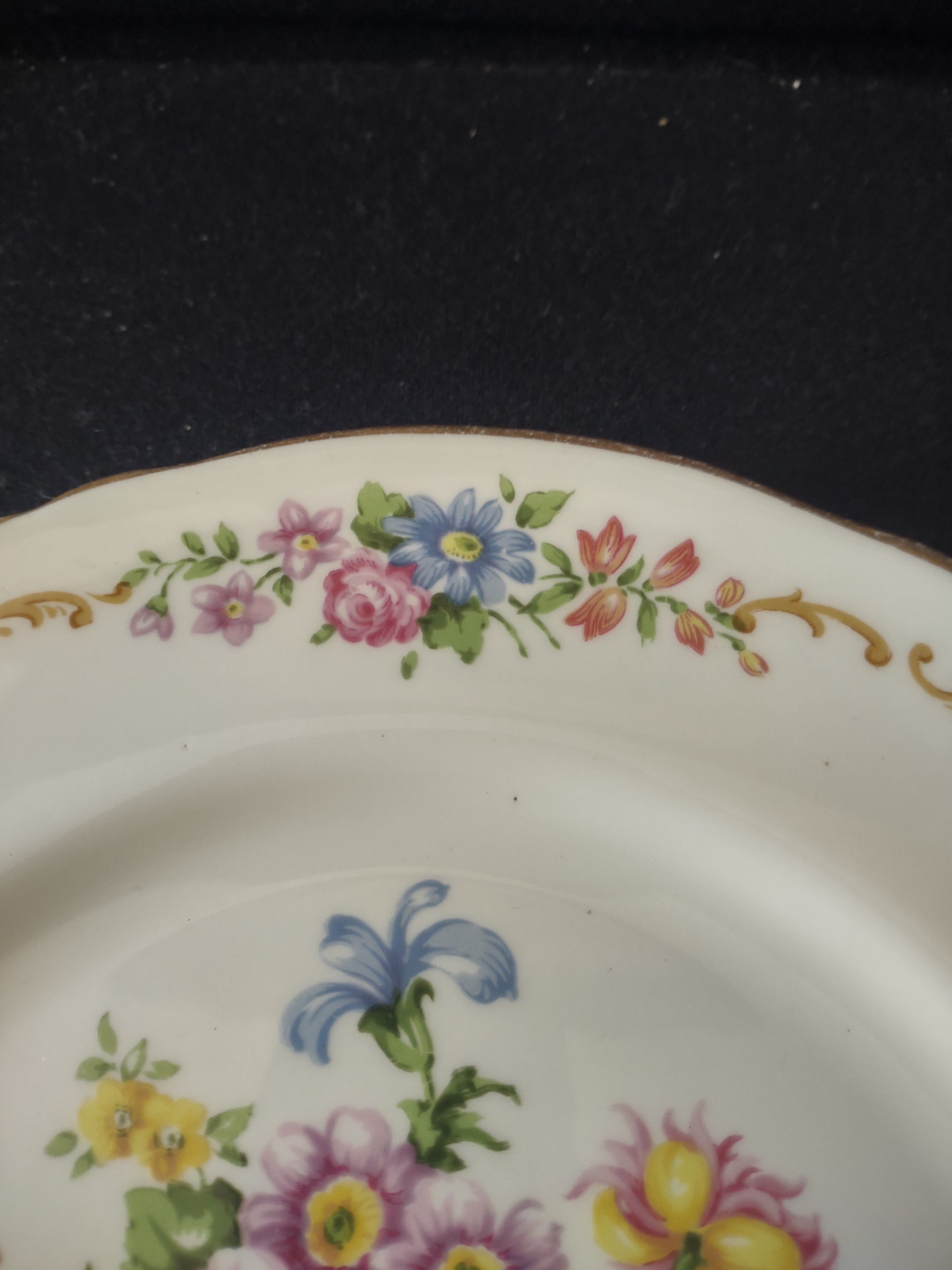 Vintage Crown Staffordshire Dinner Plate Floral Bone China England [6315]